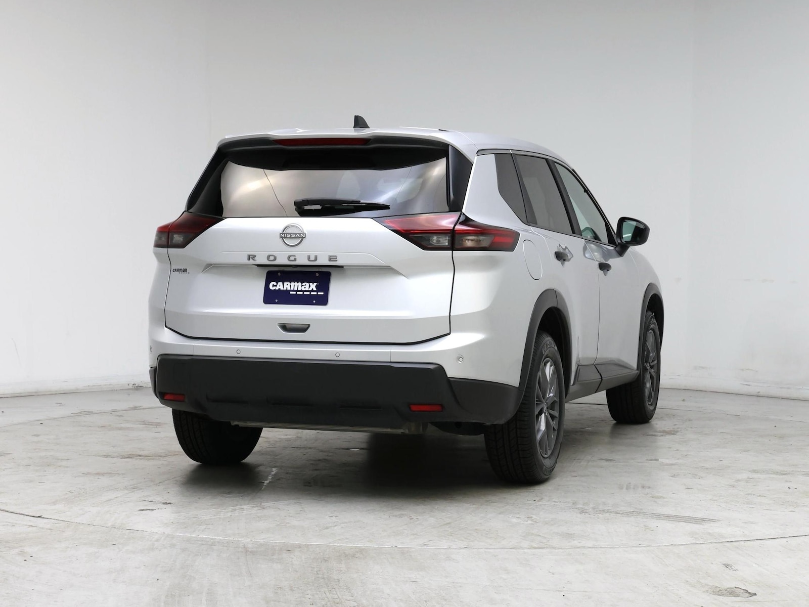 2024 Nissan Rogue S - Photo 9