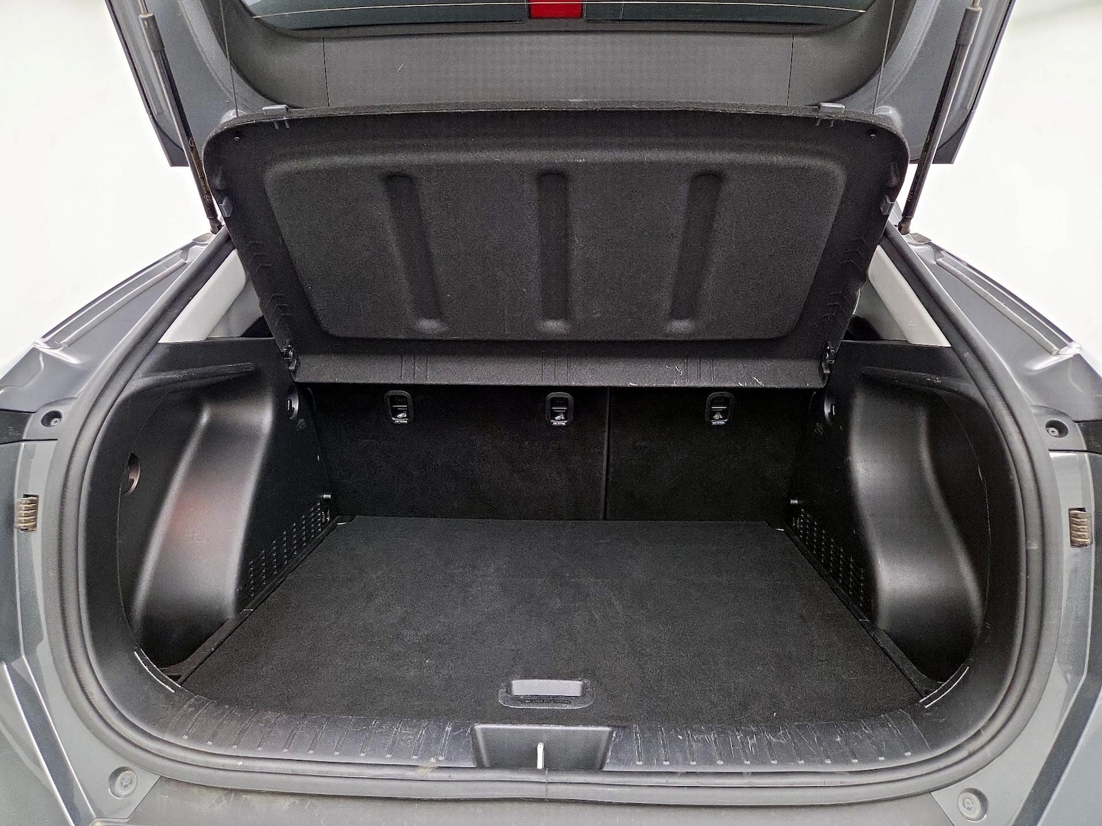 2025 Hyundai Kona SEL - Photo 22