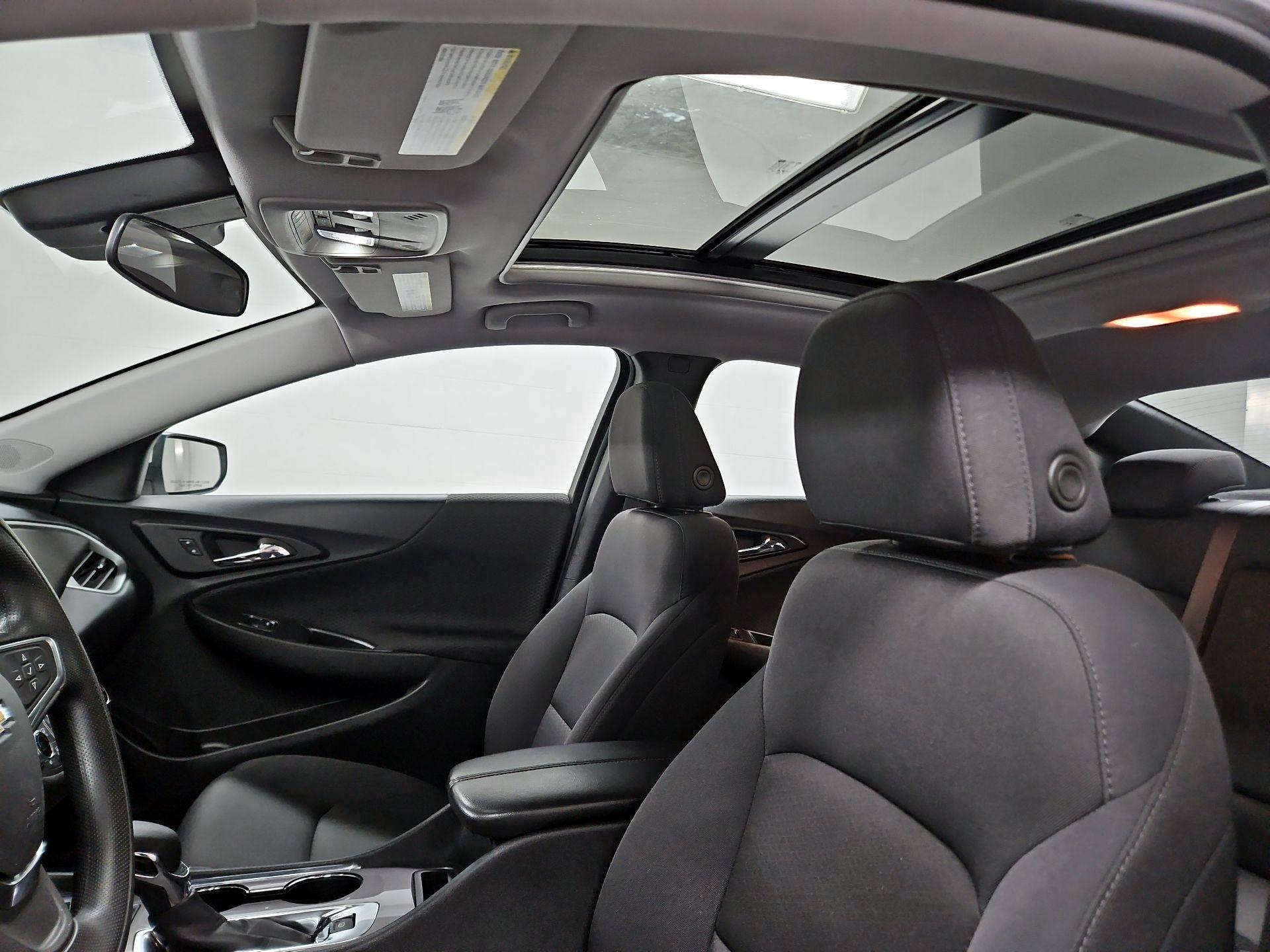 Thumbnail: 2023 Chevrolet Malibu - 19