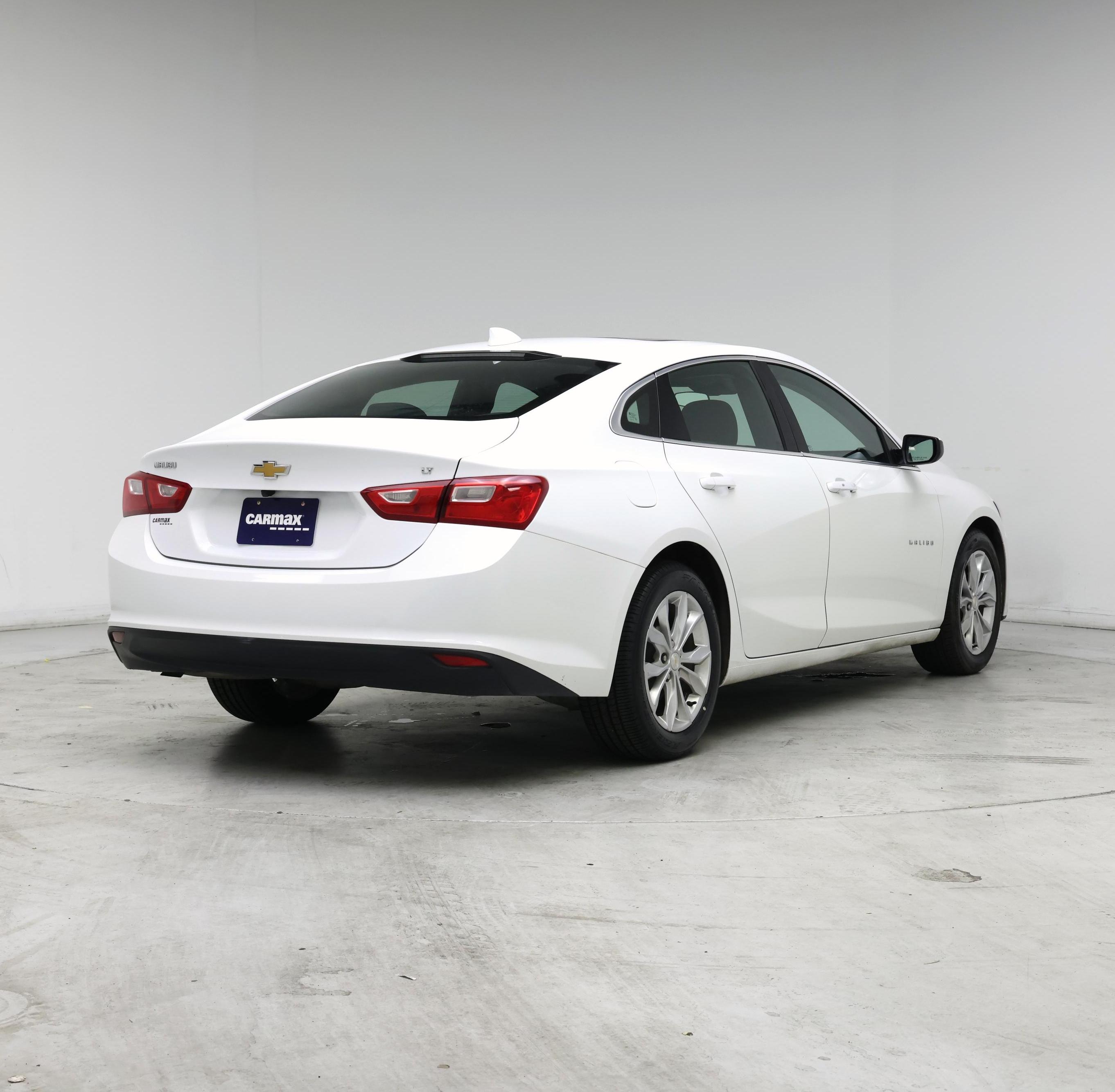 Thumbnail: 2023 Chevrolet Malibu - 8