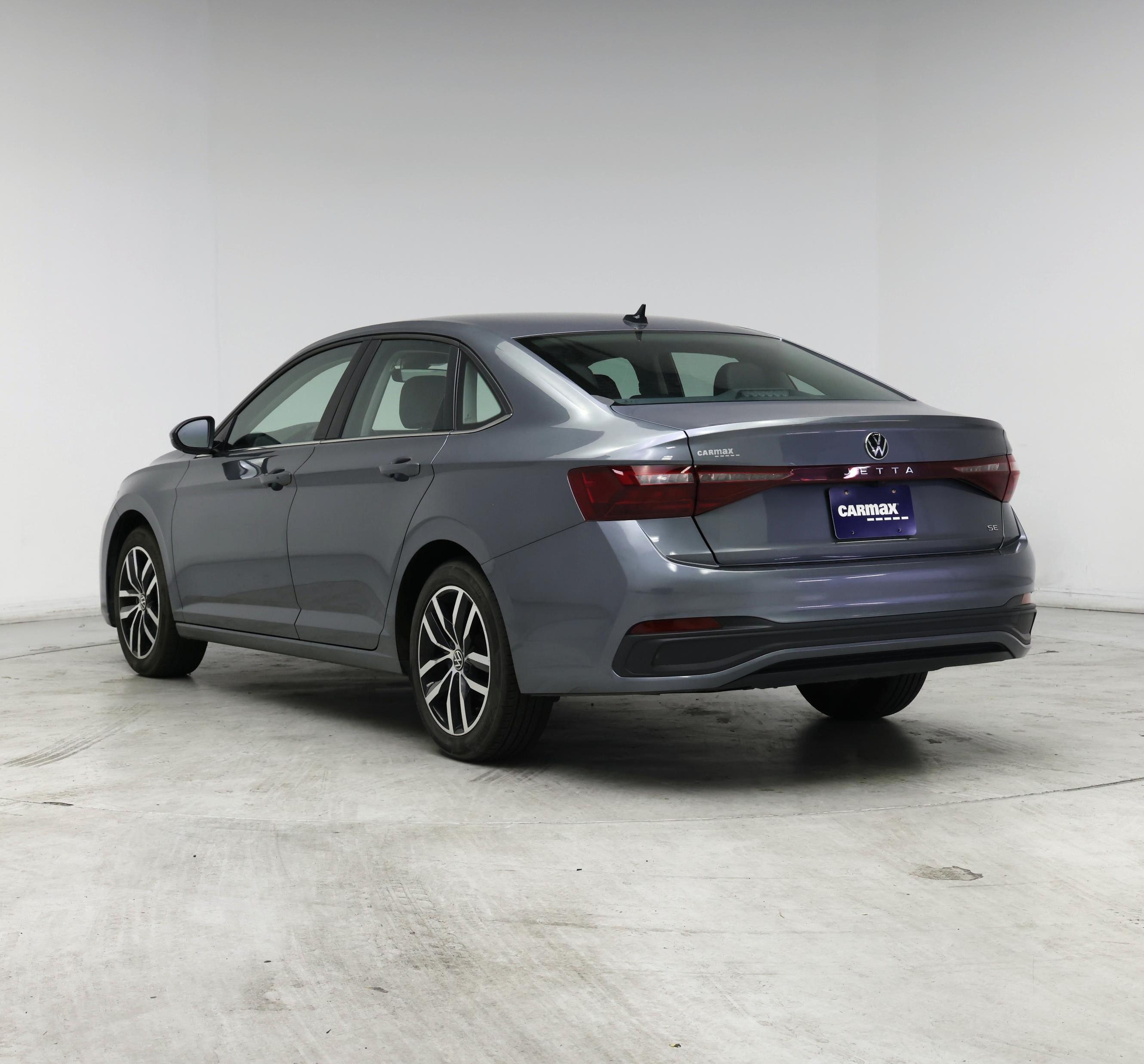 Thumbnail: 2025 Volkswagen Jetta - 2