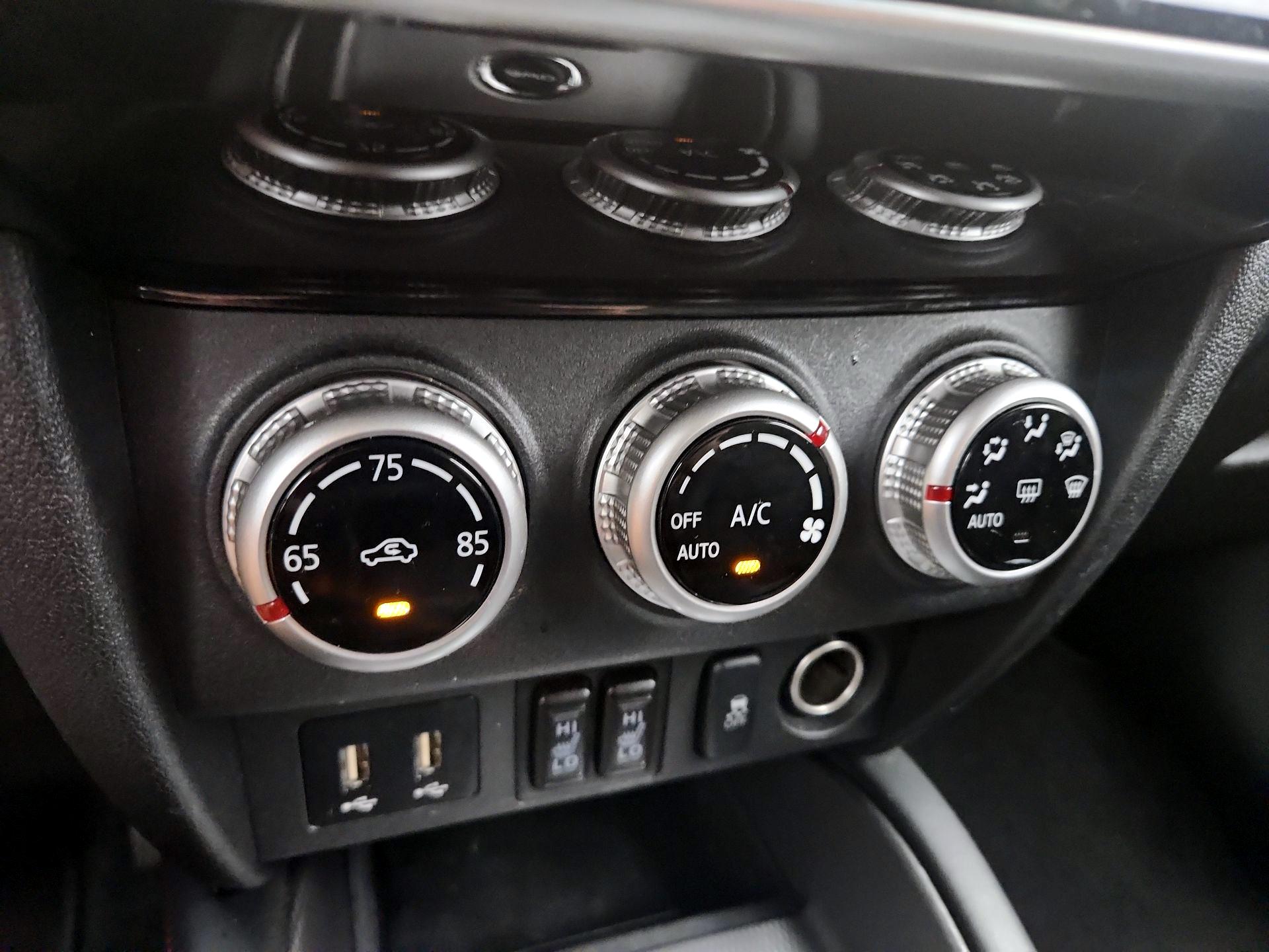 Thumbnail: 2024 Mitsubishi Outlander Sport - 16