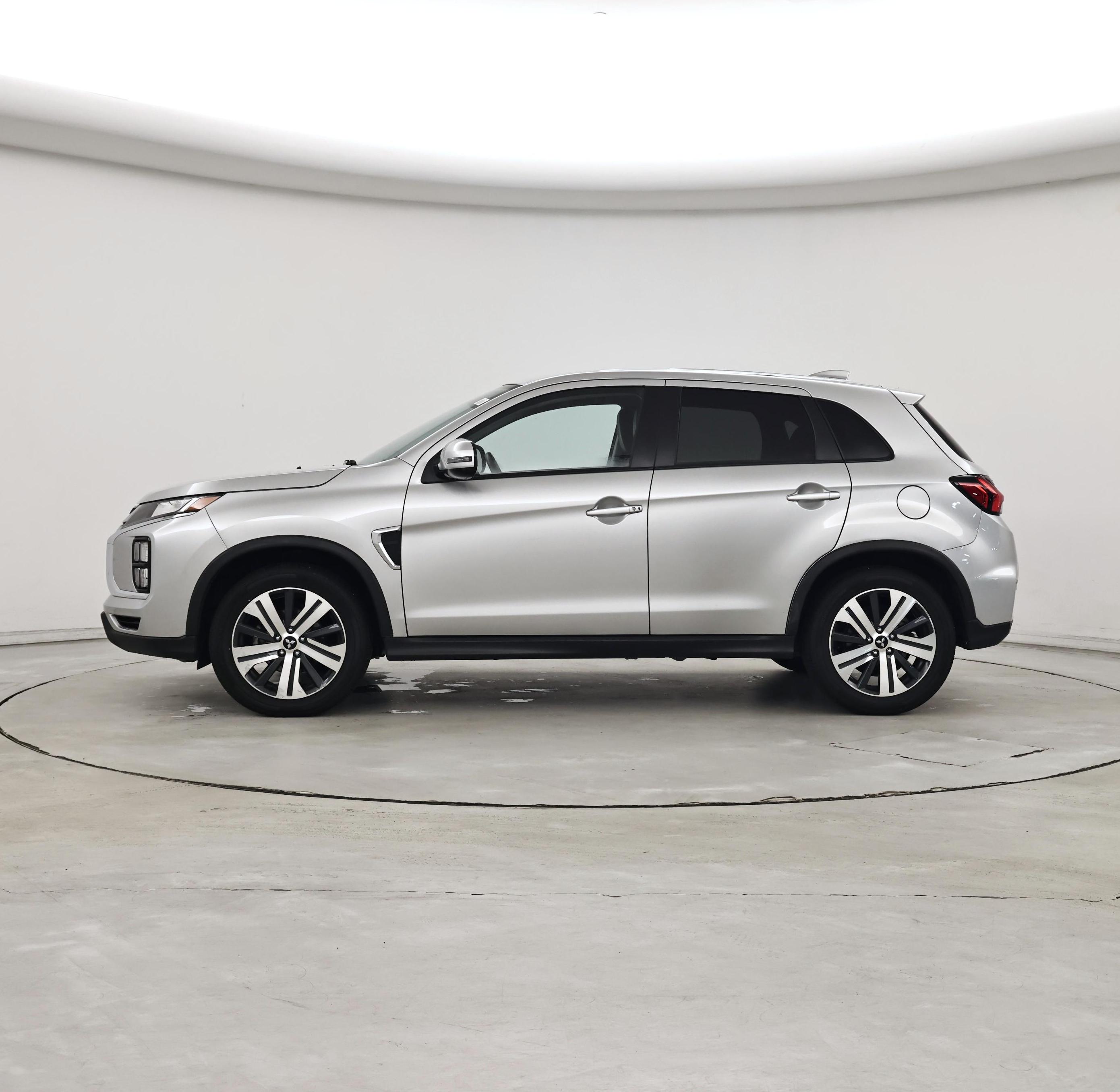 Thumbnail: 2024 Mitsubishi Outlander Sport - 3