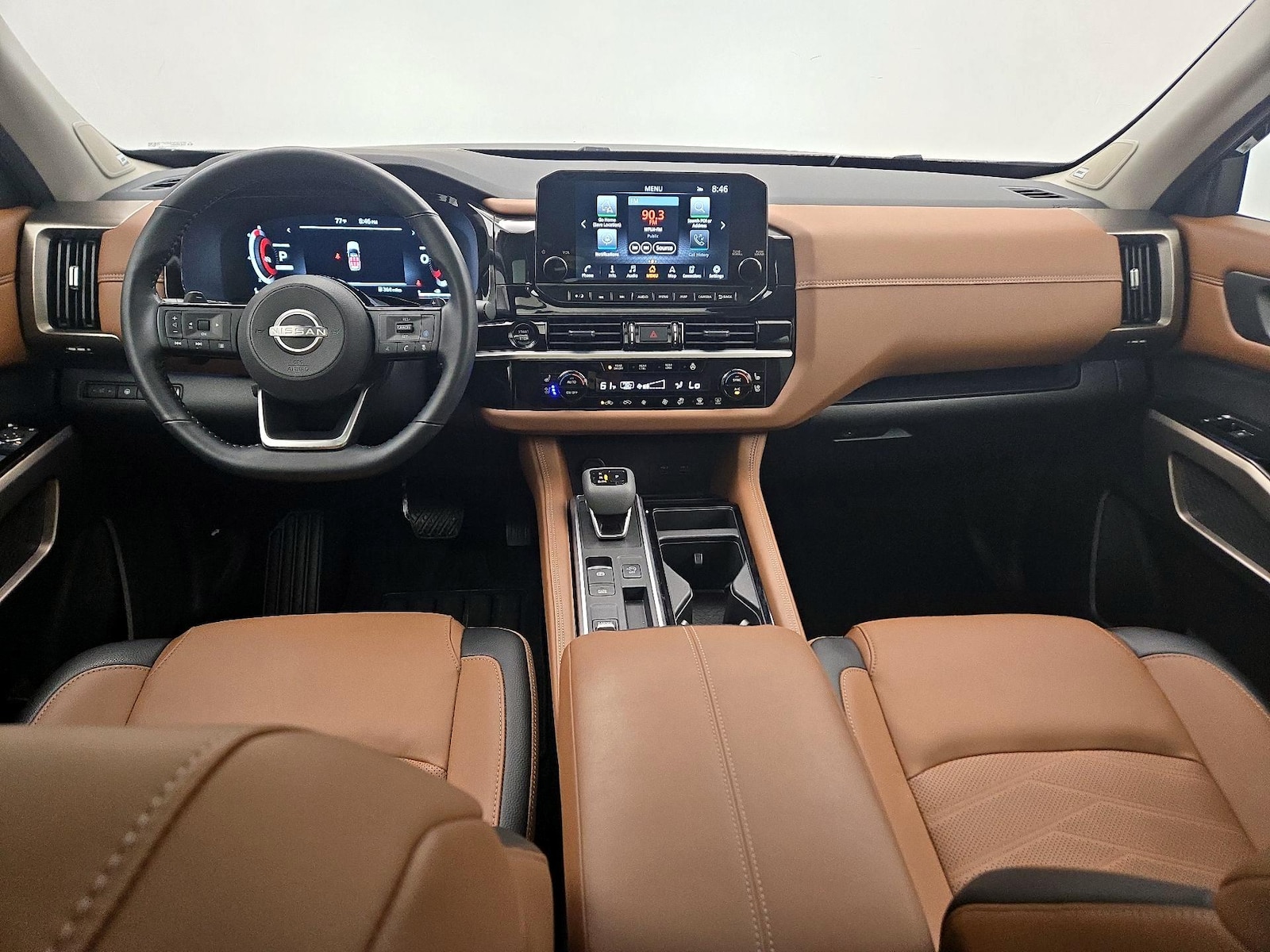 2025 Nissan Pathfinder Platinum - Photo 10