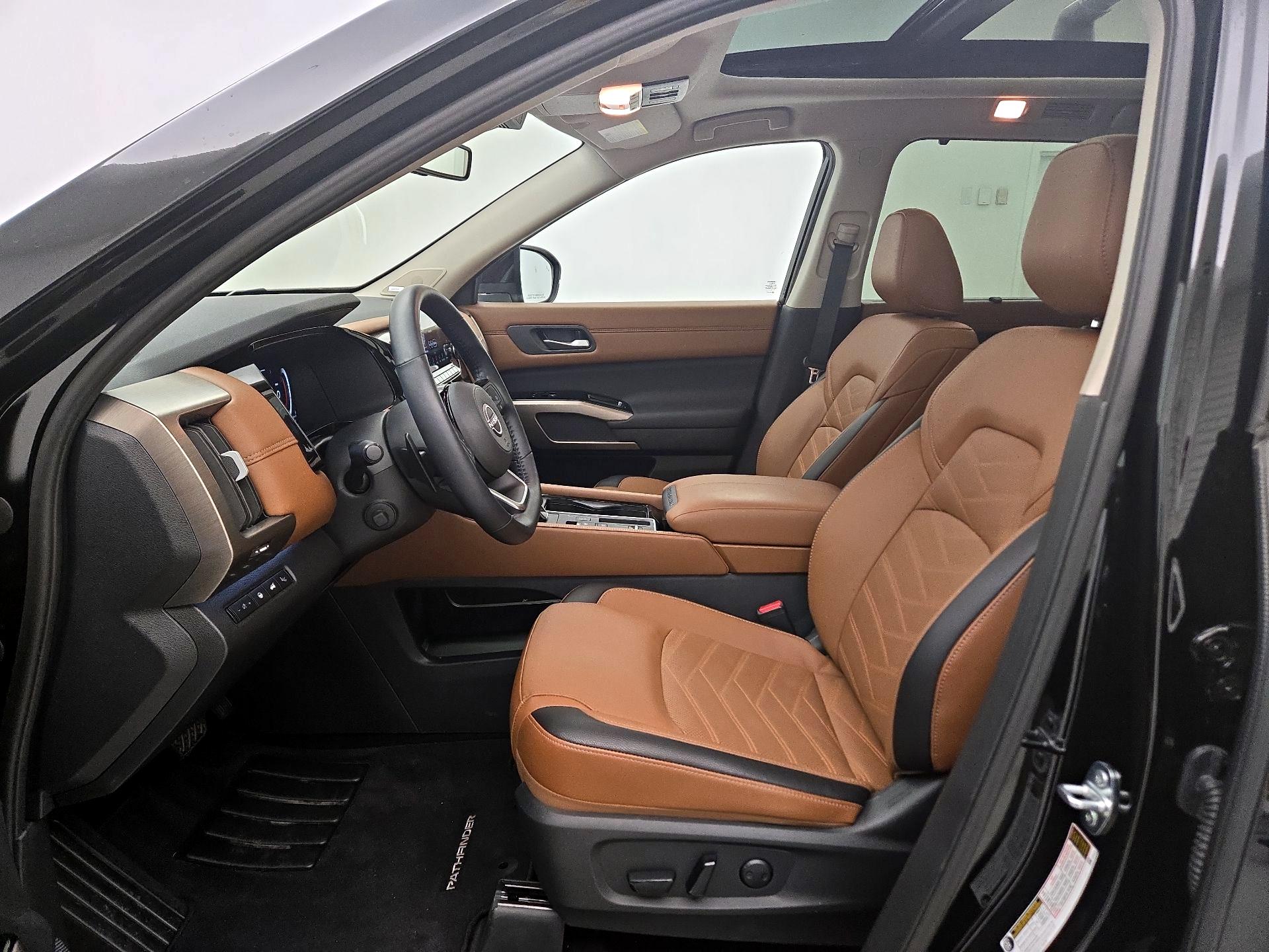 Thumbnail: 2025 Nissan Pathfinder - 11