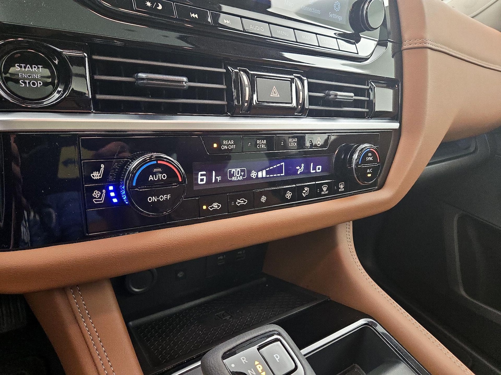 2025 Nissan Pathfinder Platinum - Photo 17
