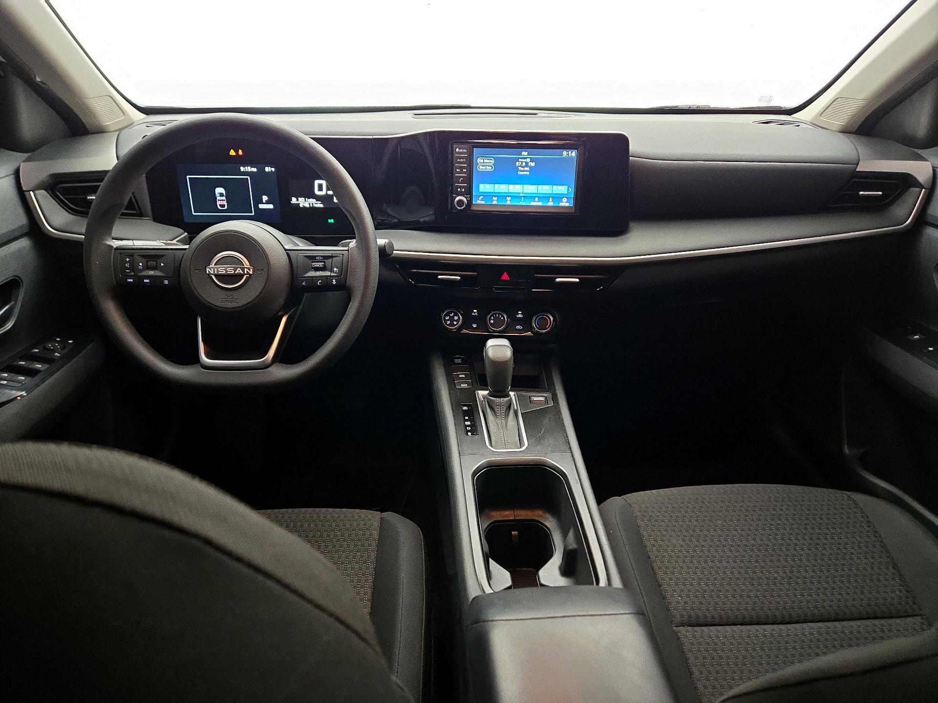 Thumbnail: 2025 Nissan Kicks - 9