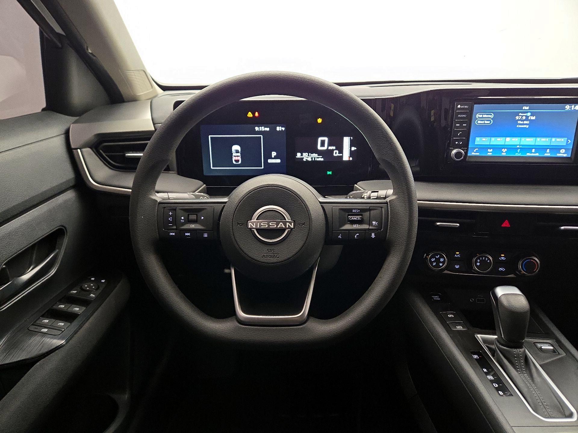 Thumbnail: 2025 Nissan Kicks - 10