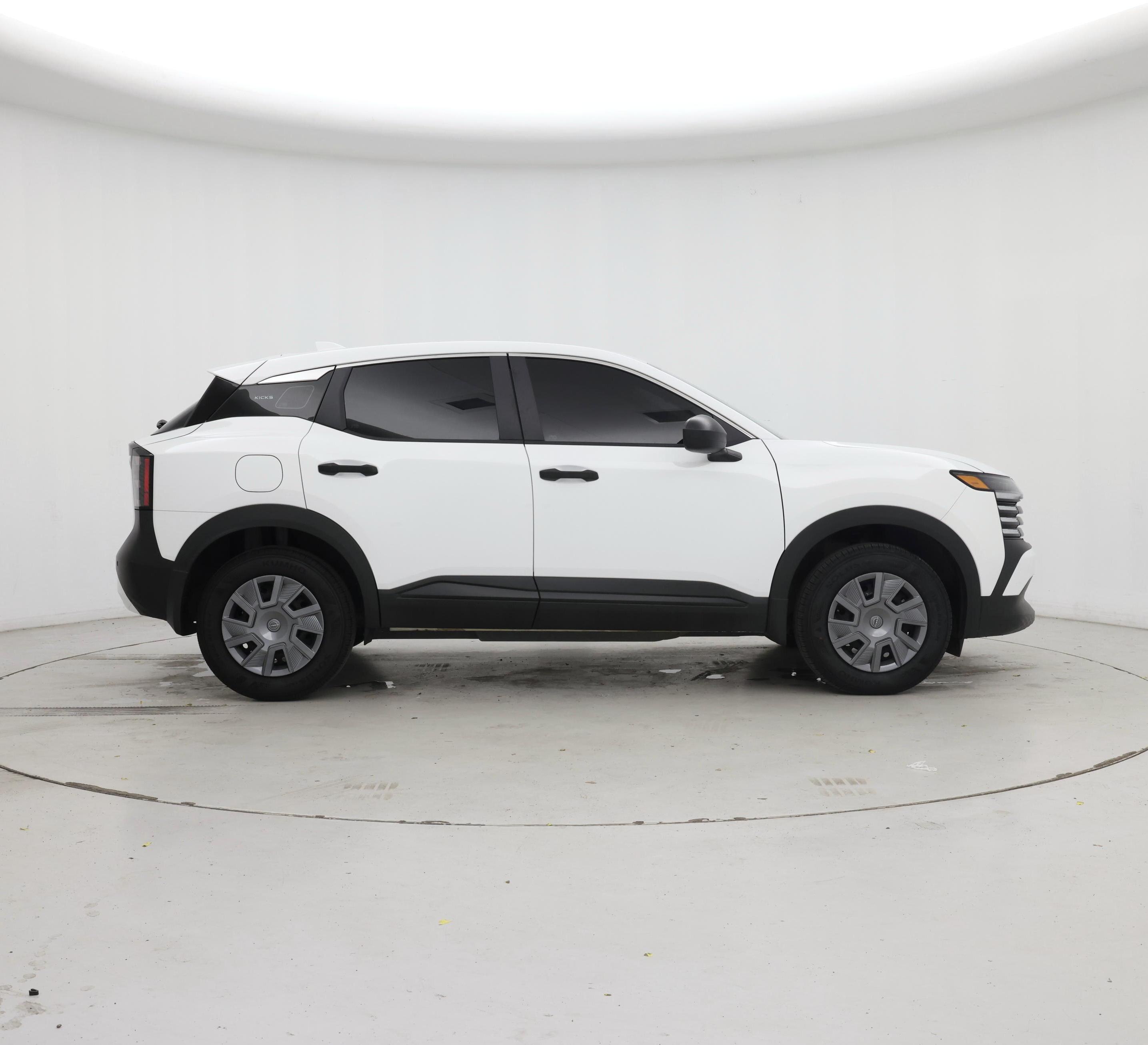 Thumbnail: 2025 Nissan Kicks - 7