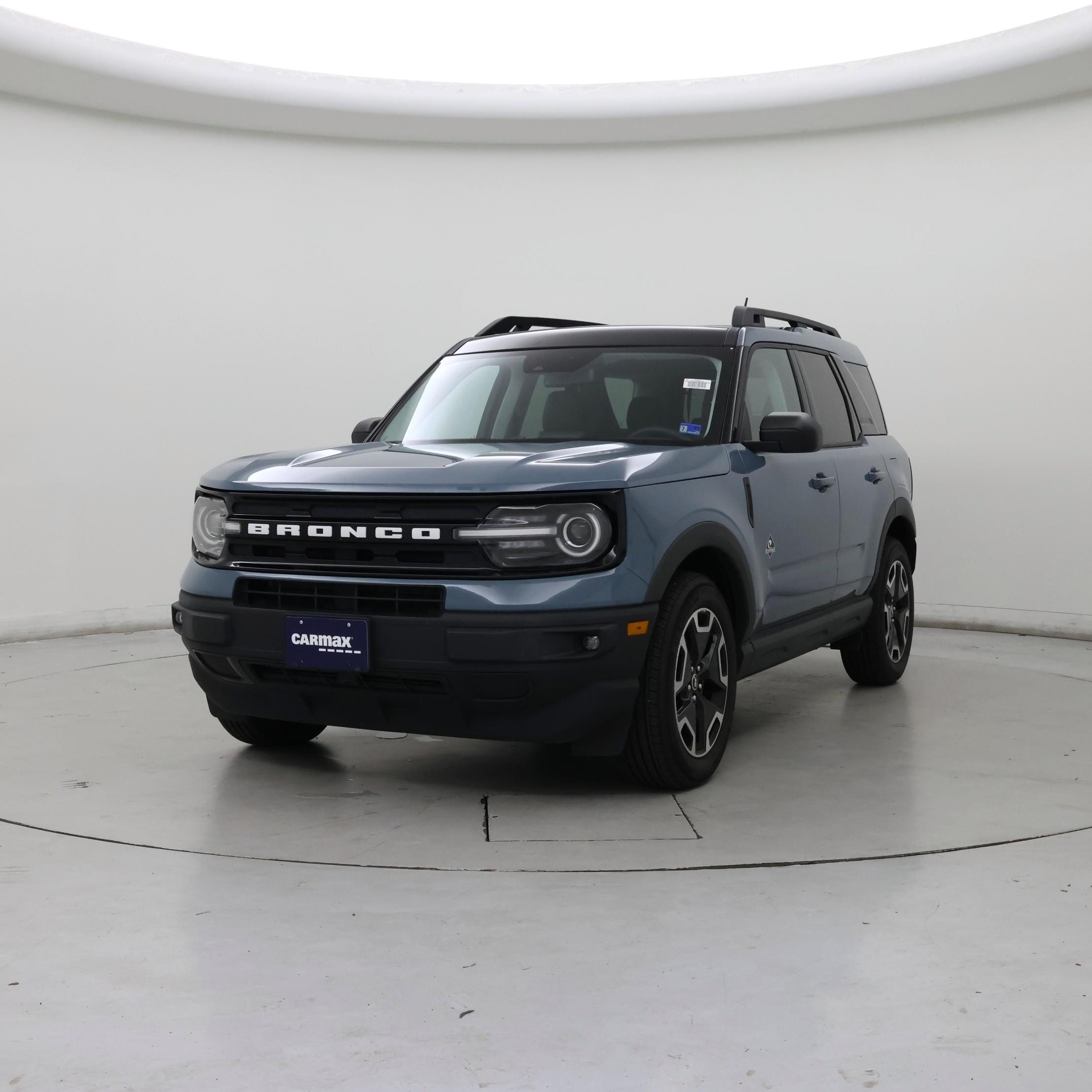 Thumbnail: 2023 Ford Bronco Sport - 4