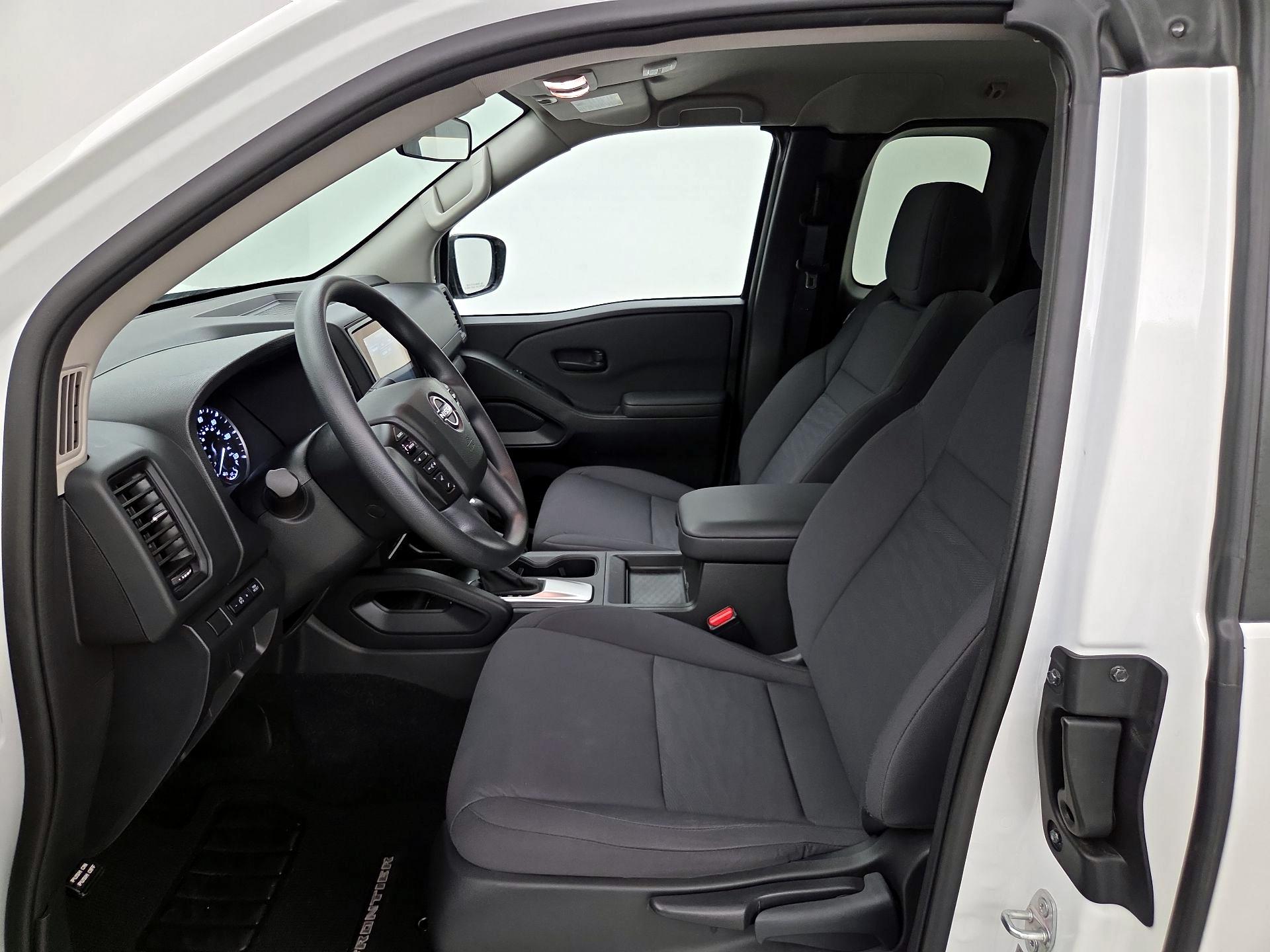 Thumbnail: 2024 Nissan Frontier - 11