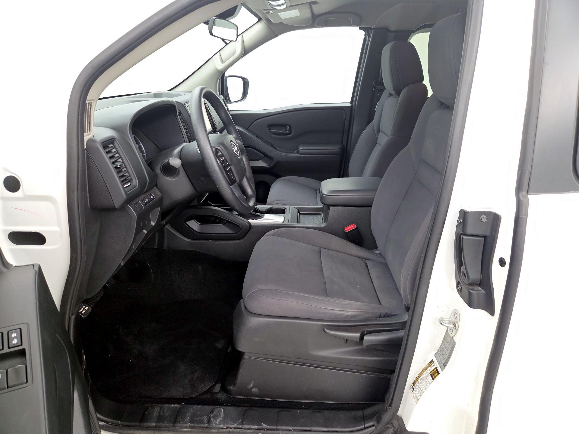 Thumbnail: 2024 Nissan Frontier - 11