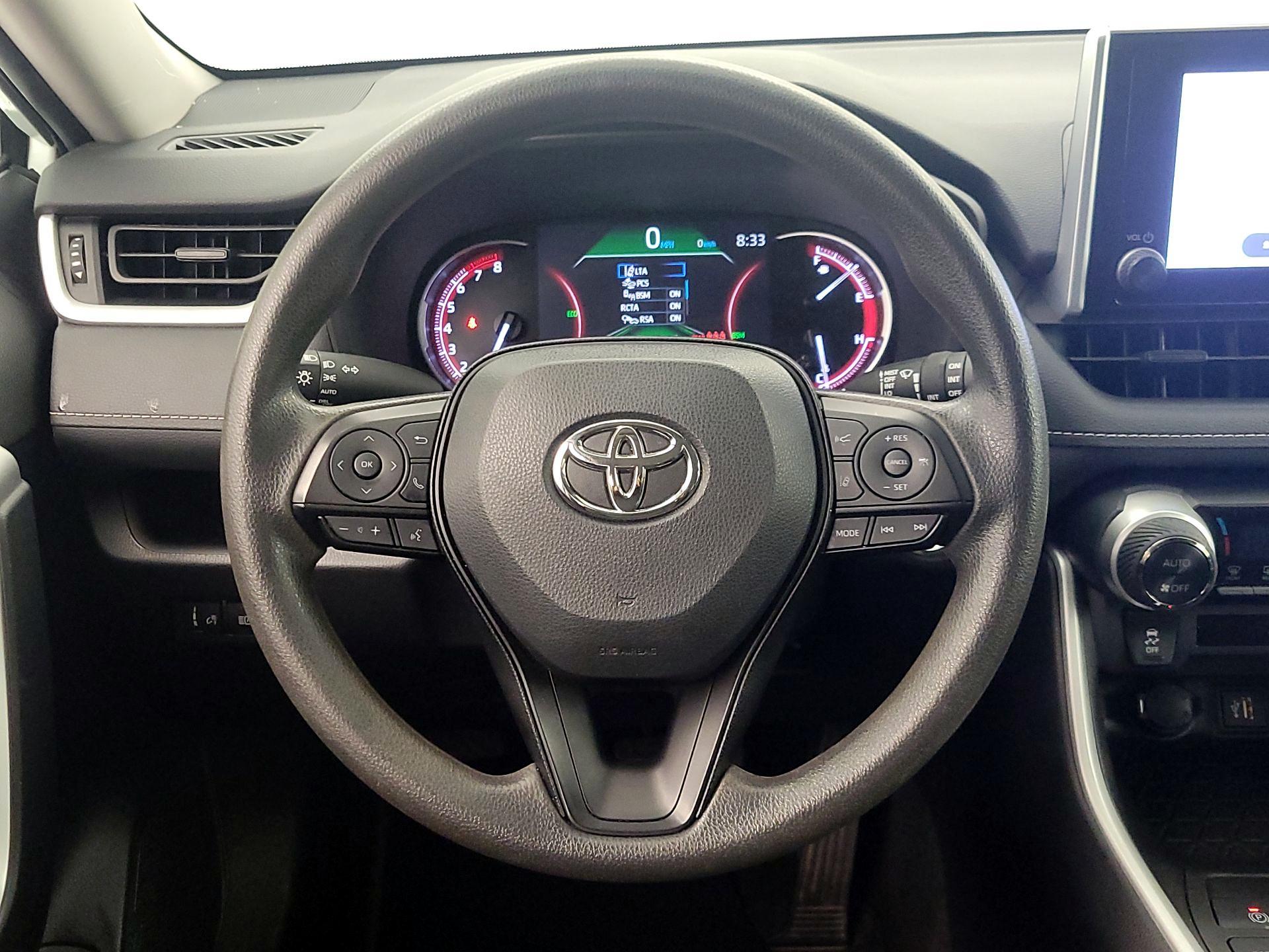 Thumbnail: 2024 Toyota RAV4 - 10