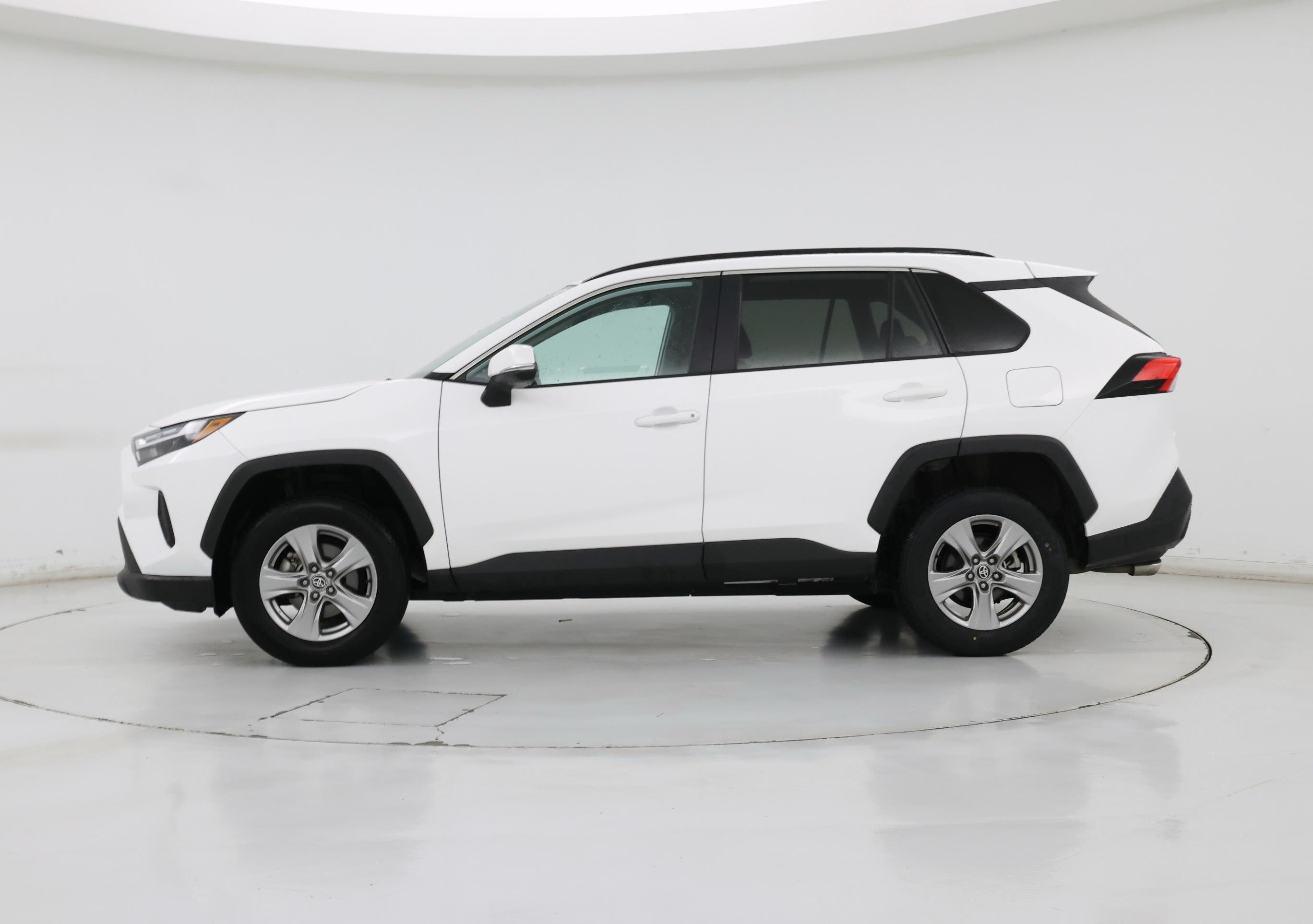 Thumbnail: 2024 Toyota RAV4 - 3