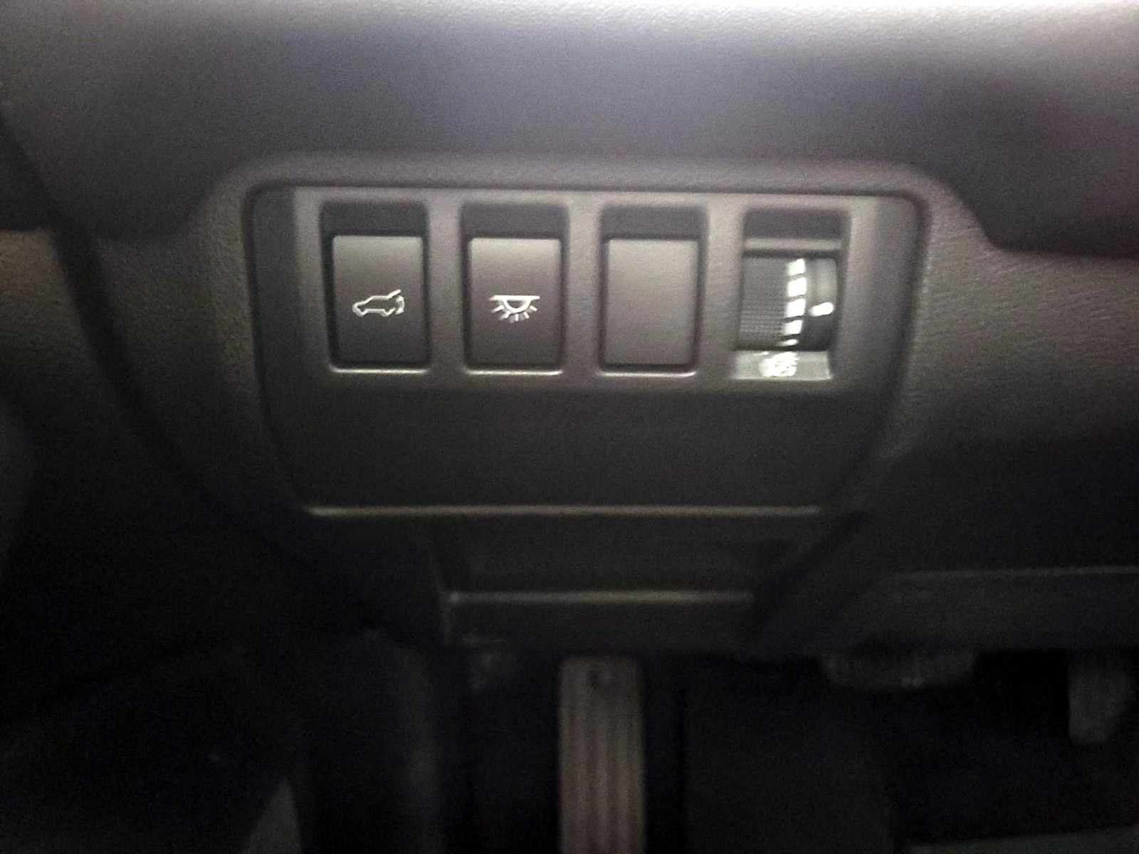2025 Subaru Ascent Limited - Photo 14