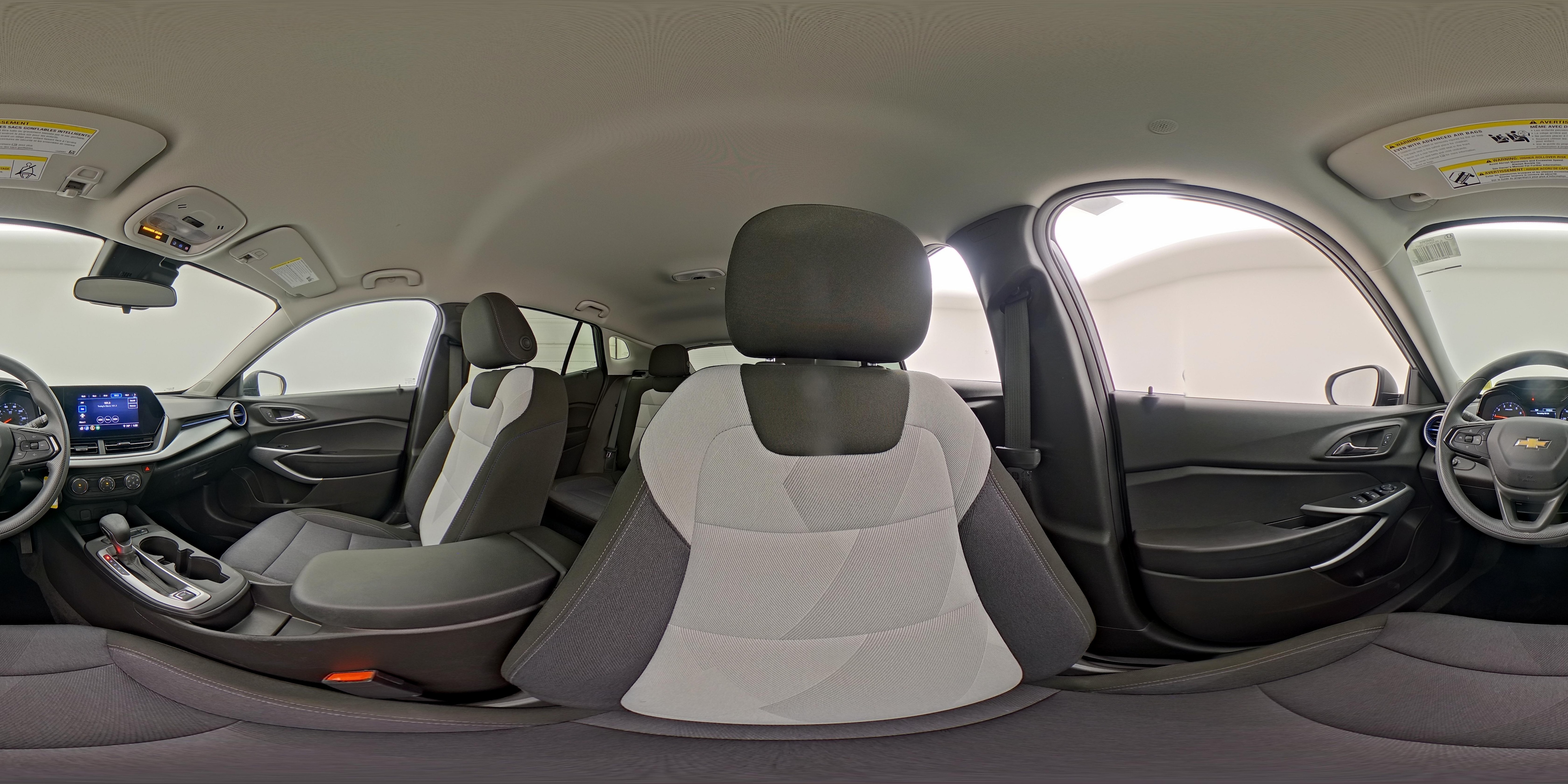 2025 Chevrolet Trax LS - Photo 26