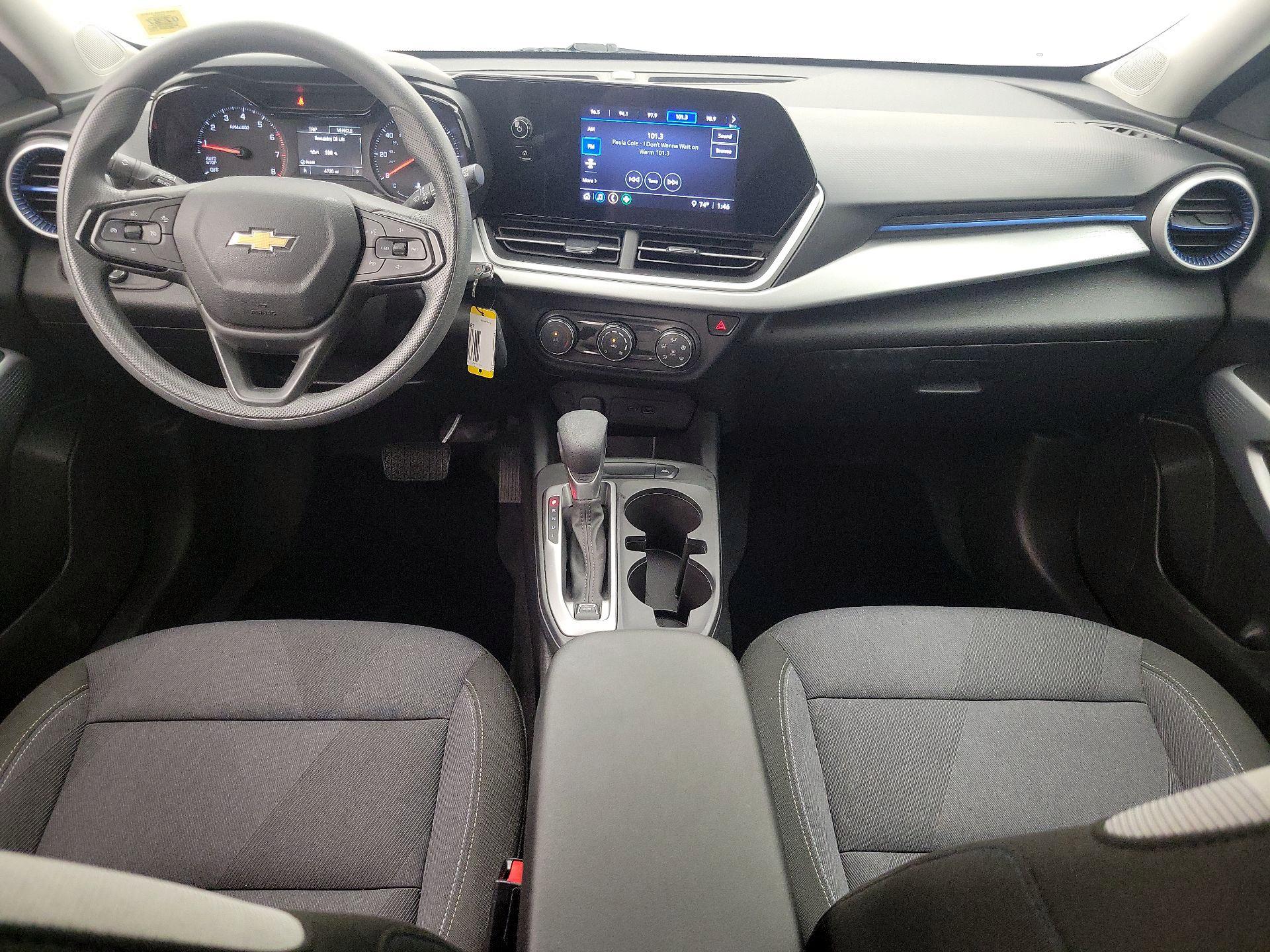 Thumbnail: 2025 Chevrolet Trax - 9