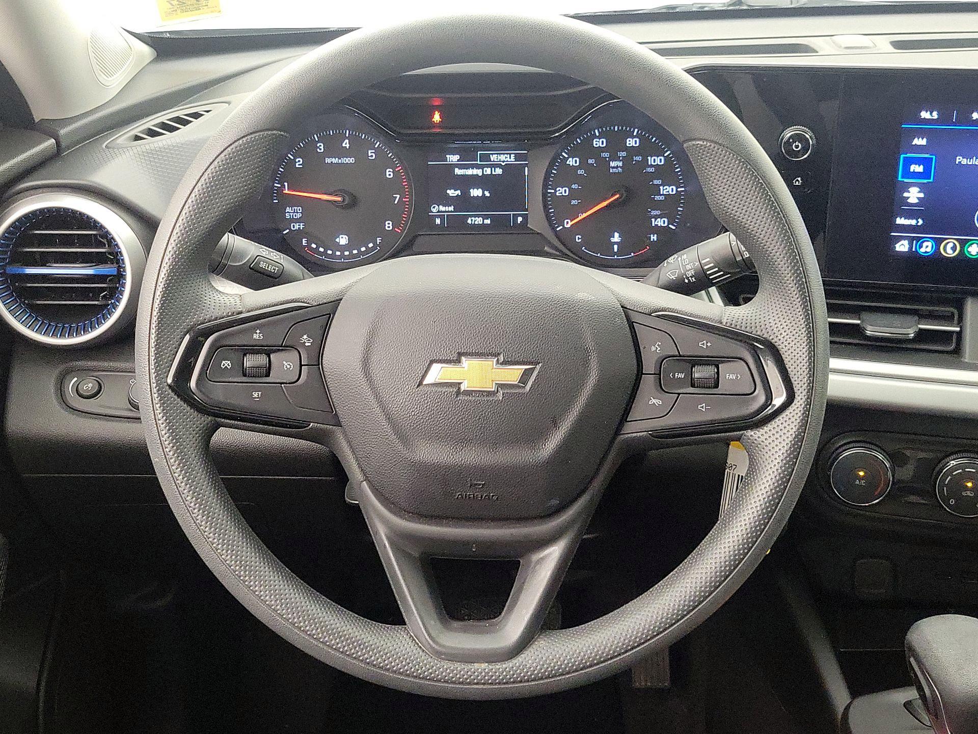 Thumbnail: 2025 Chevrolet Trax - 10