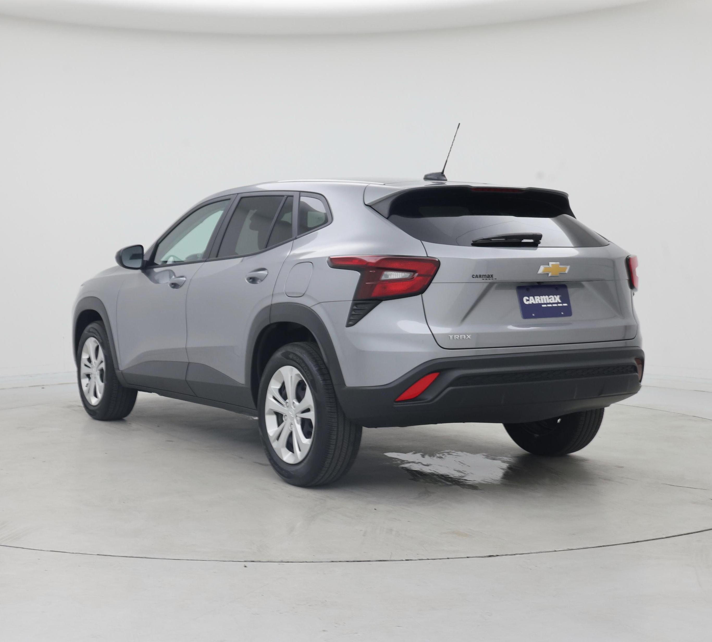 Thumbnail: 2025 Chevrolet Trax - 2