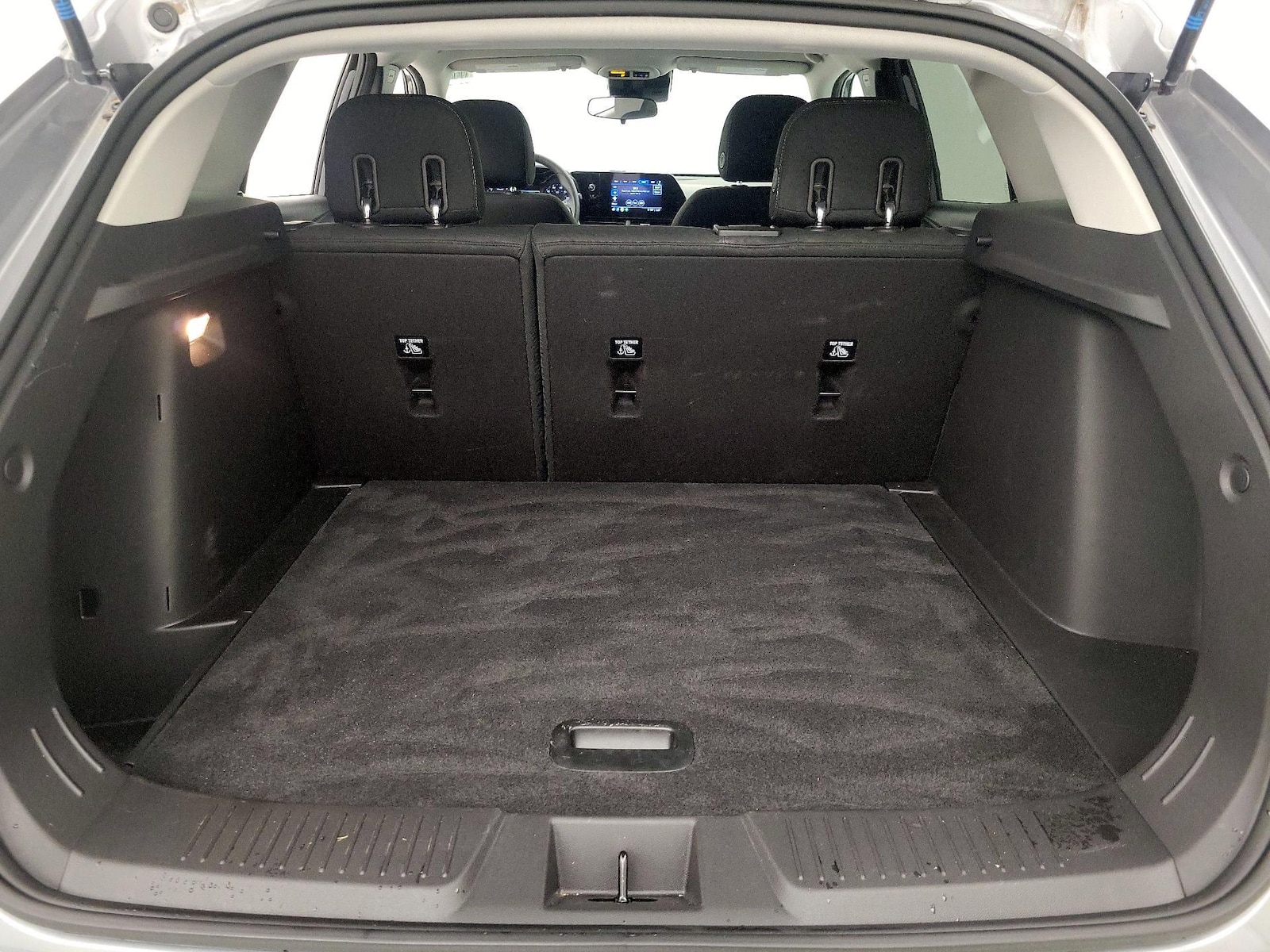 2025 Chevrolet Trax LS - Photo 21