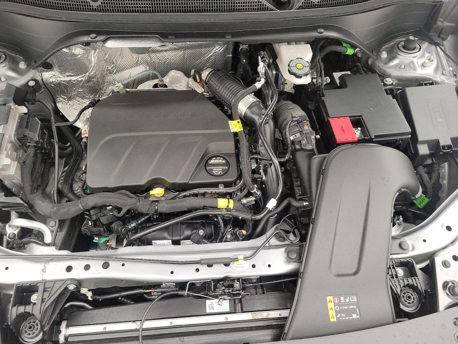 2025 Chevrolet Trax LS - Photo 22