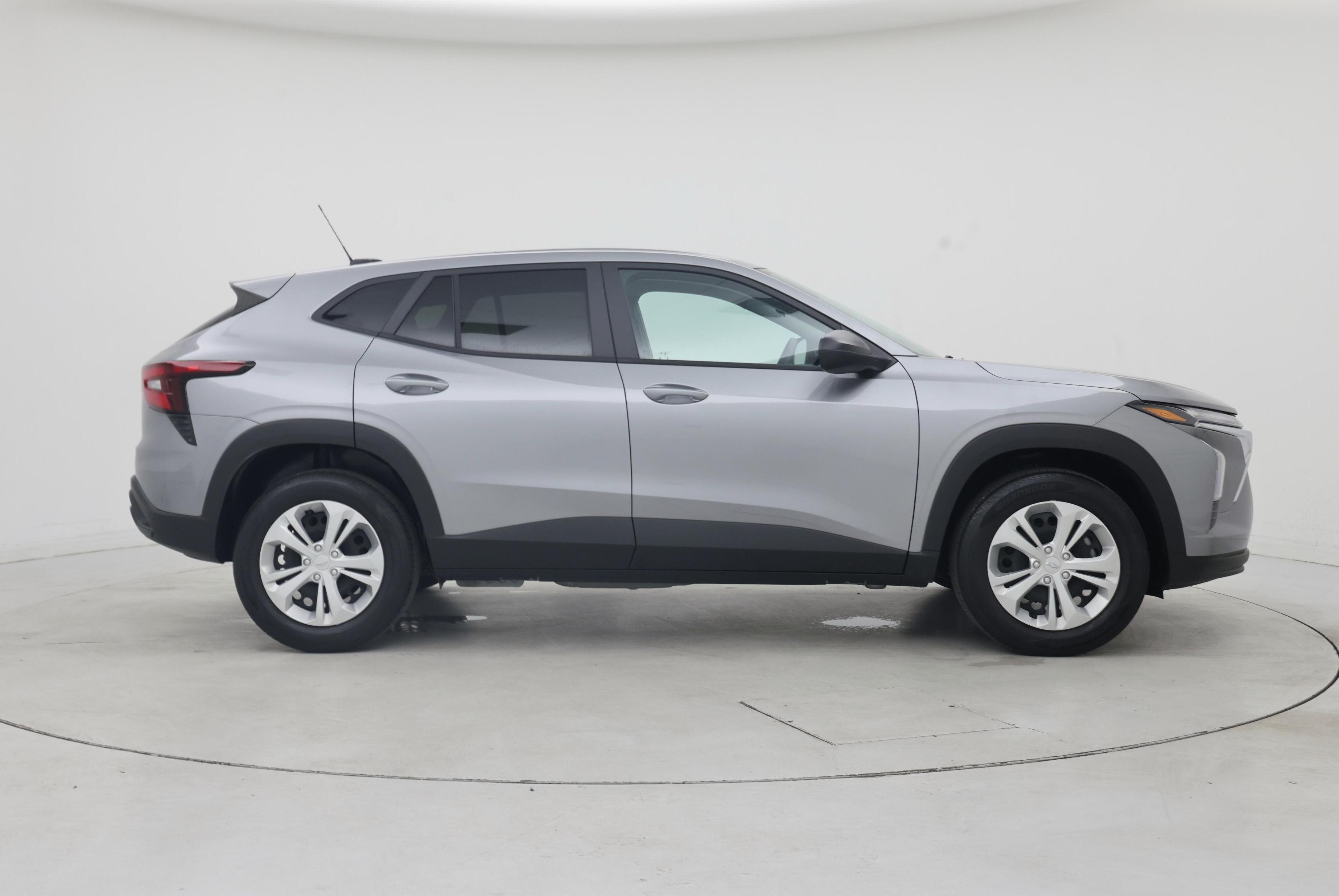 Thumbnail: 2025 Chevrolet Trax - 7