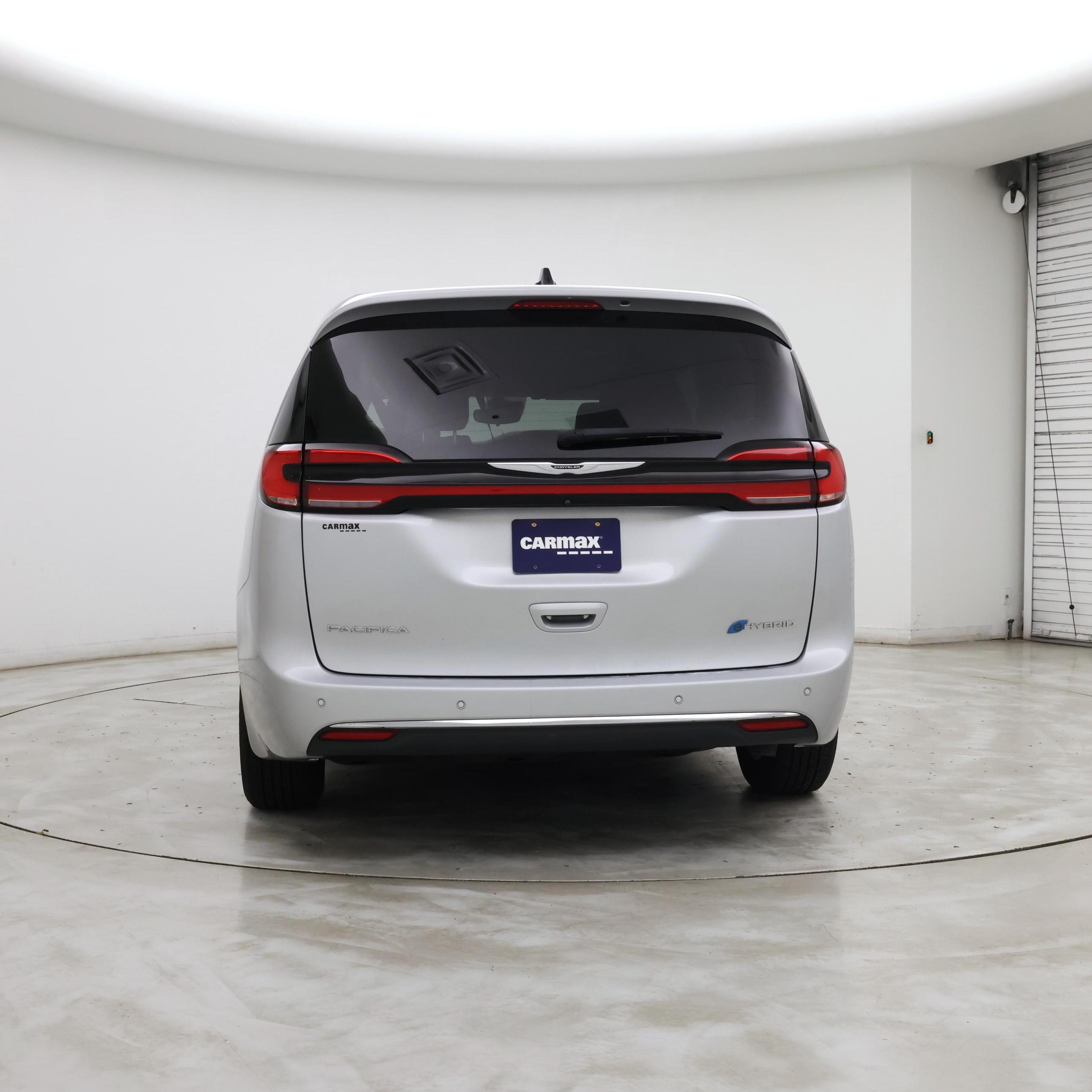 Thumbnail: 2023 Chrysler Pacifica - 6