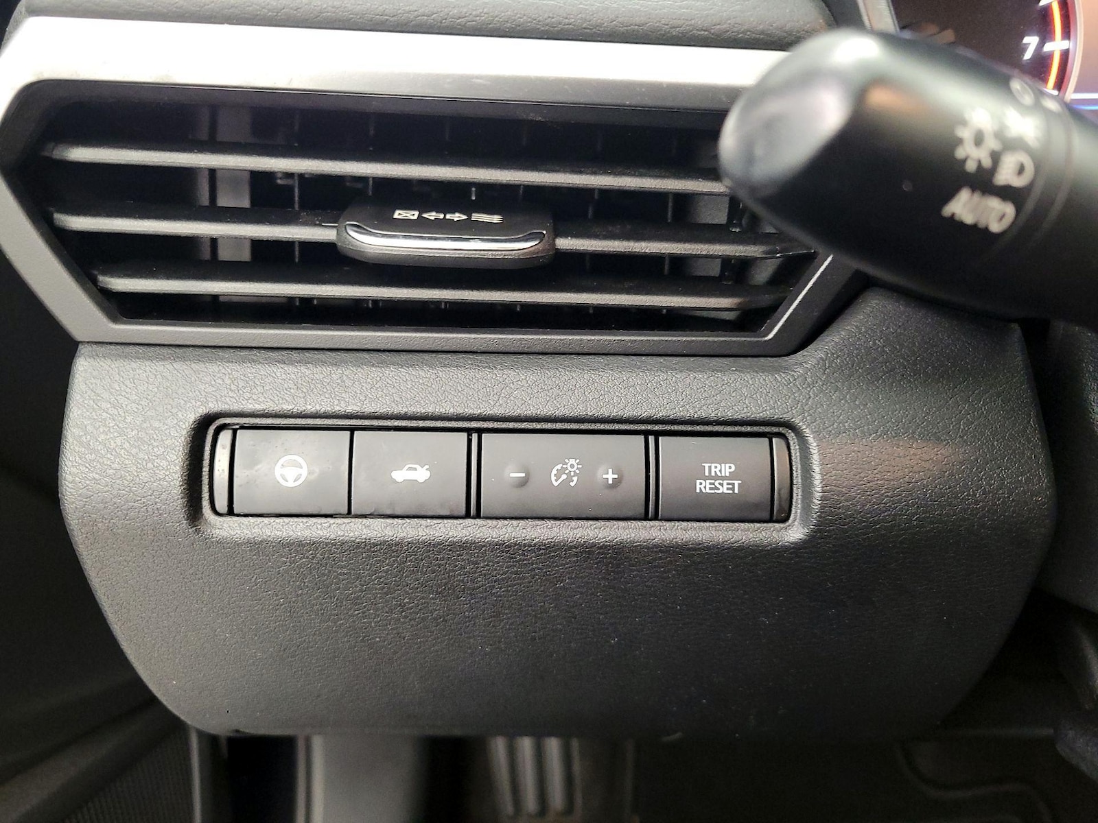 2022 Nissan Altima SV - Photo 12