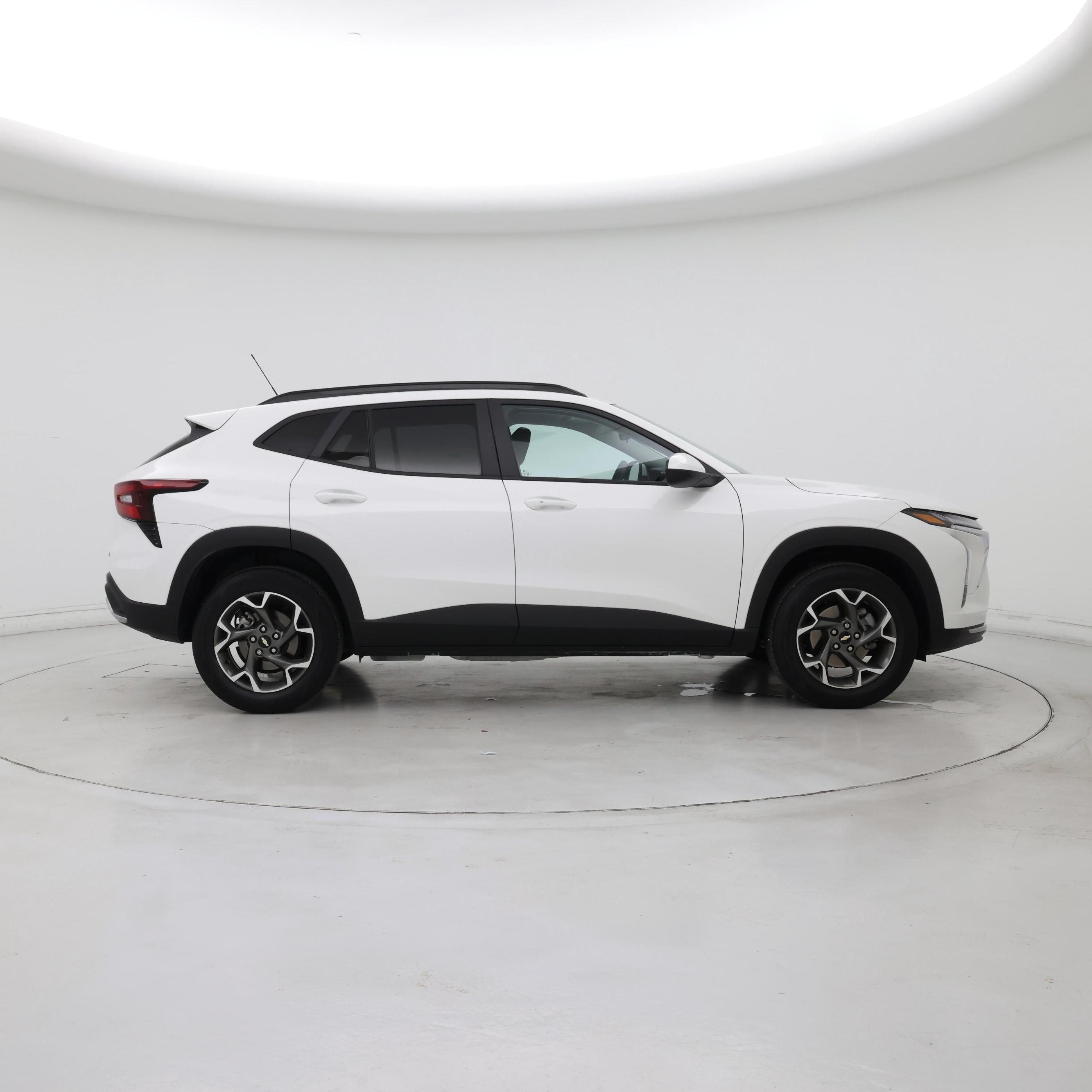 Thumbnail: 2025 Chevrolet Trax - 7