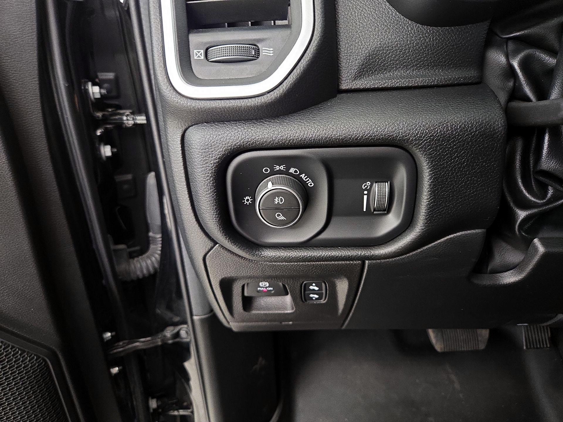 Thumbnail: 2022 RAM 1500 - 13