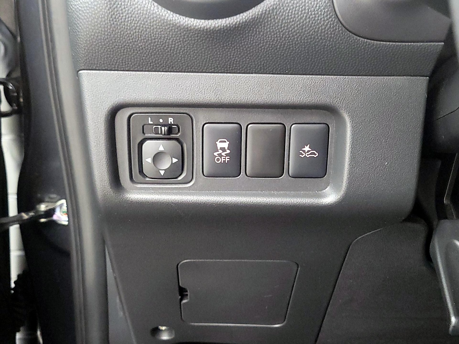 2024 Mitsubishi Mirage ES - Photo 12