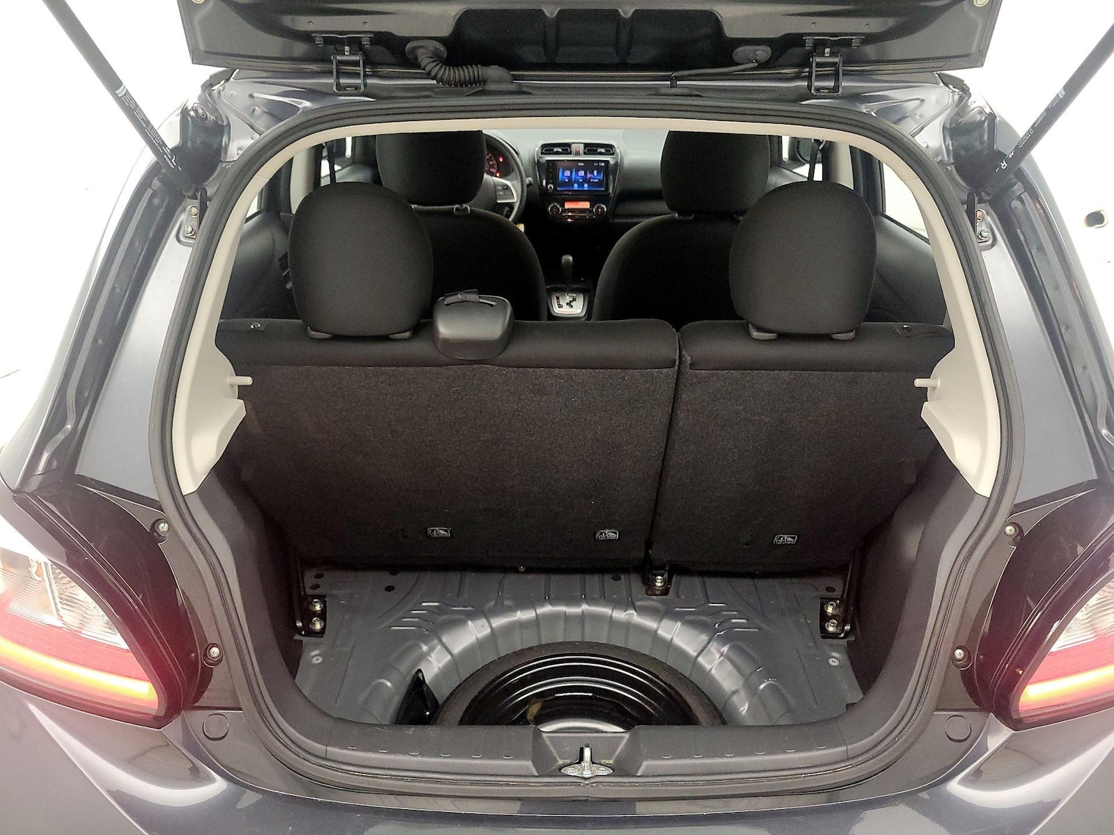 2024 Mitsubishi Mirage ES - Photo 19
