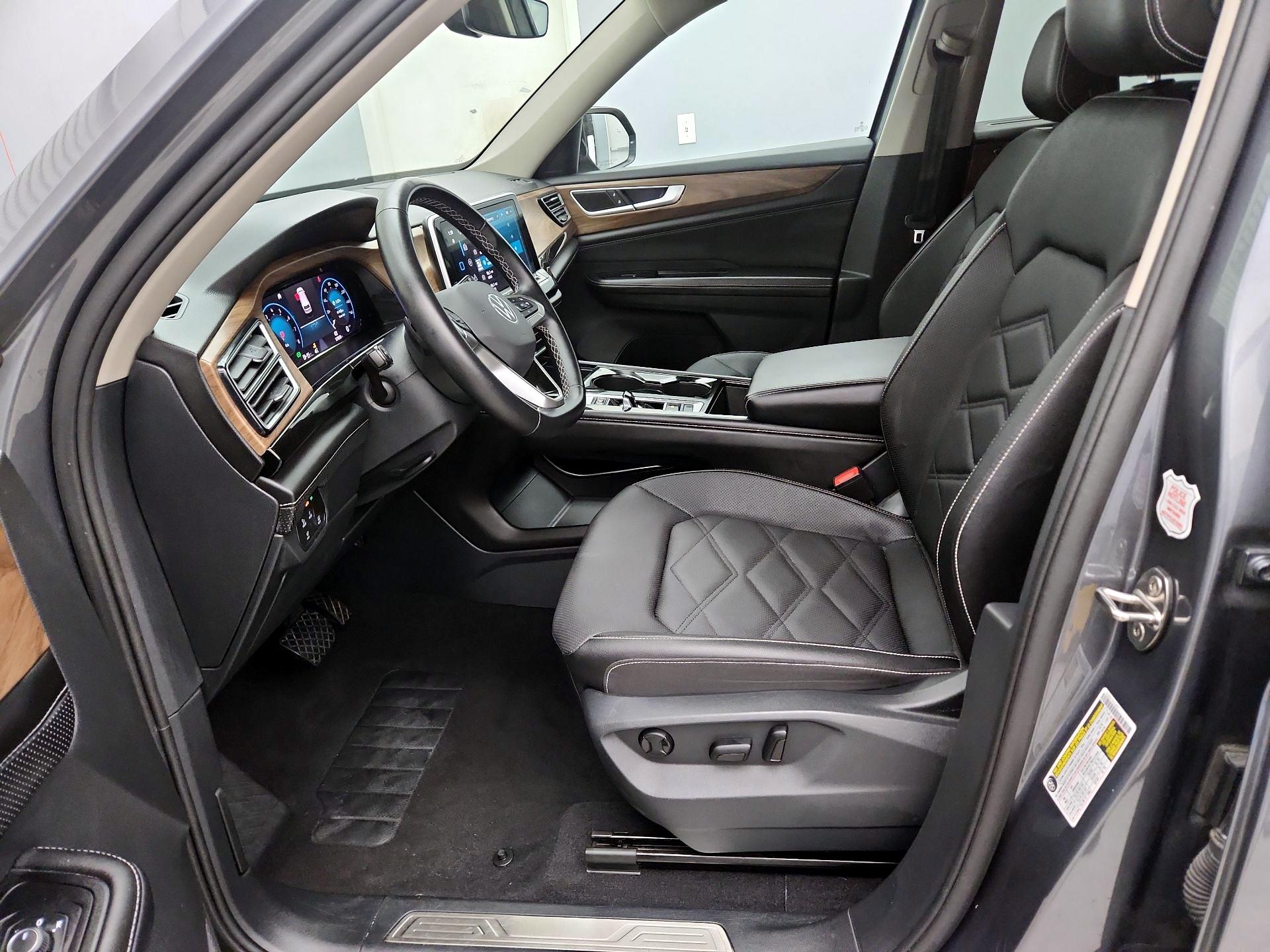 Thumbnail: 2025 Volkswagen Atlas - 11