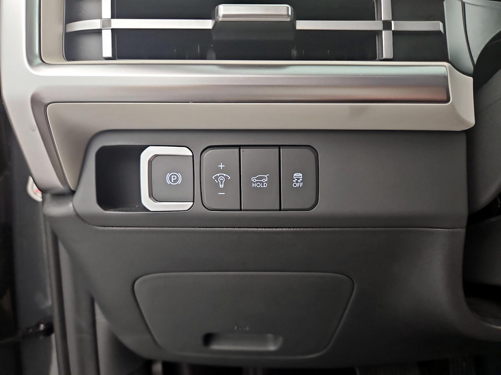 2025 Hyundai Santa Fe SEL - Photo 14