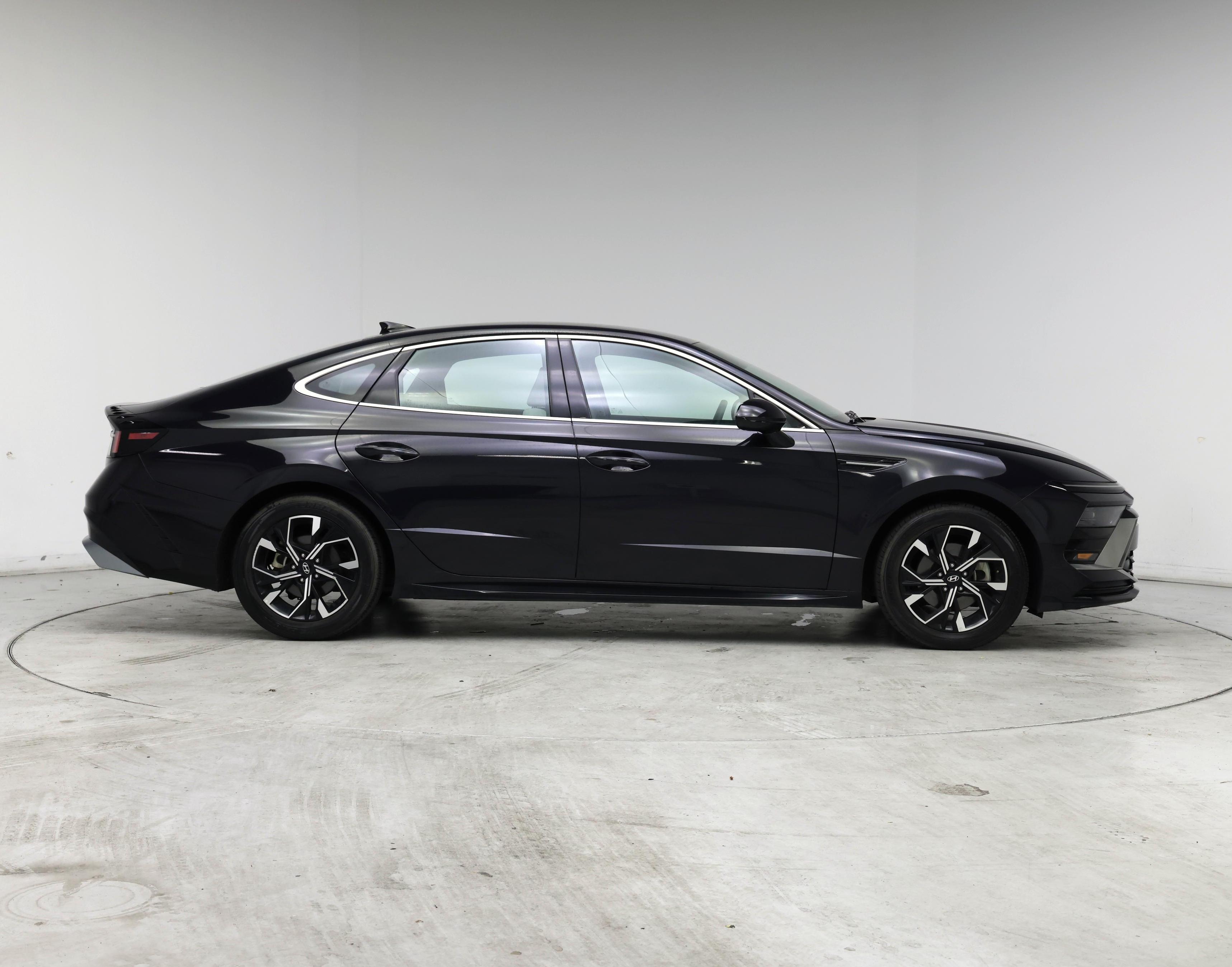 Thumbnail: 2024 Hyundai Sonata - 7