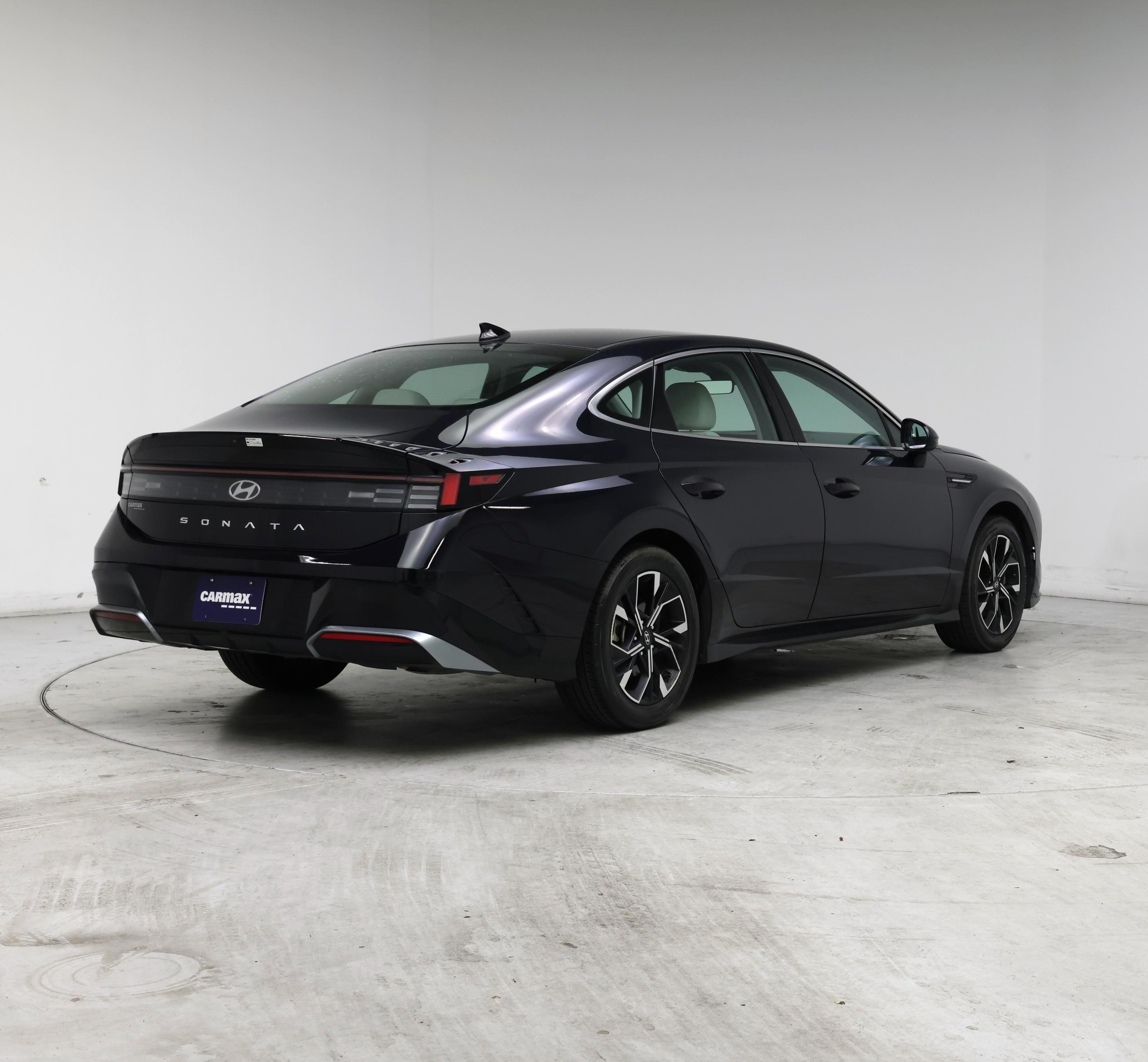 Thumbnail: 2024 Hyundai Sonata - 8
