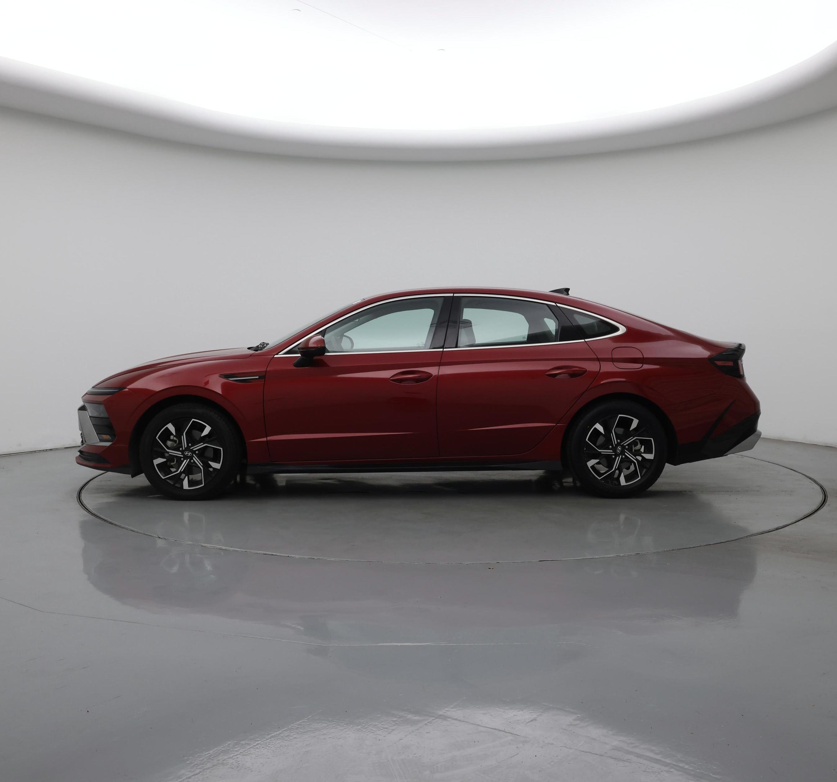 Thumbnail: 2024 Hyundai Sonata - 3