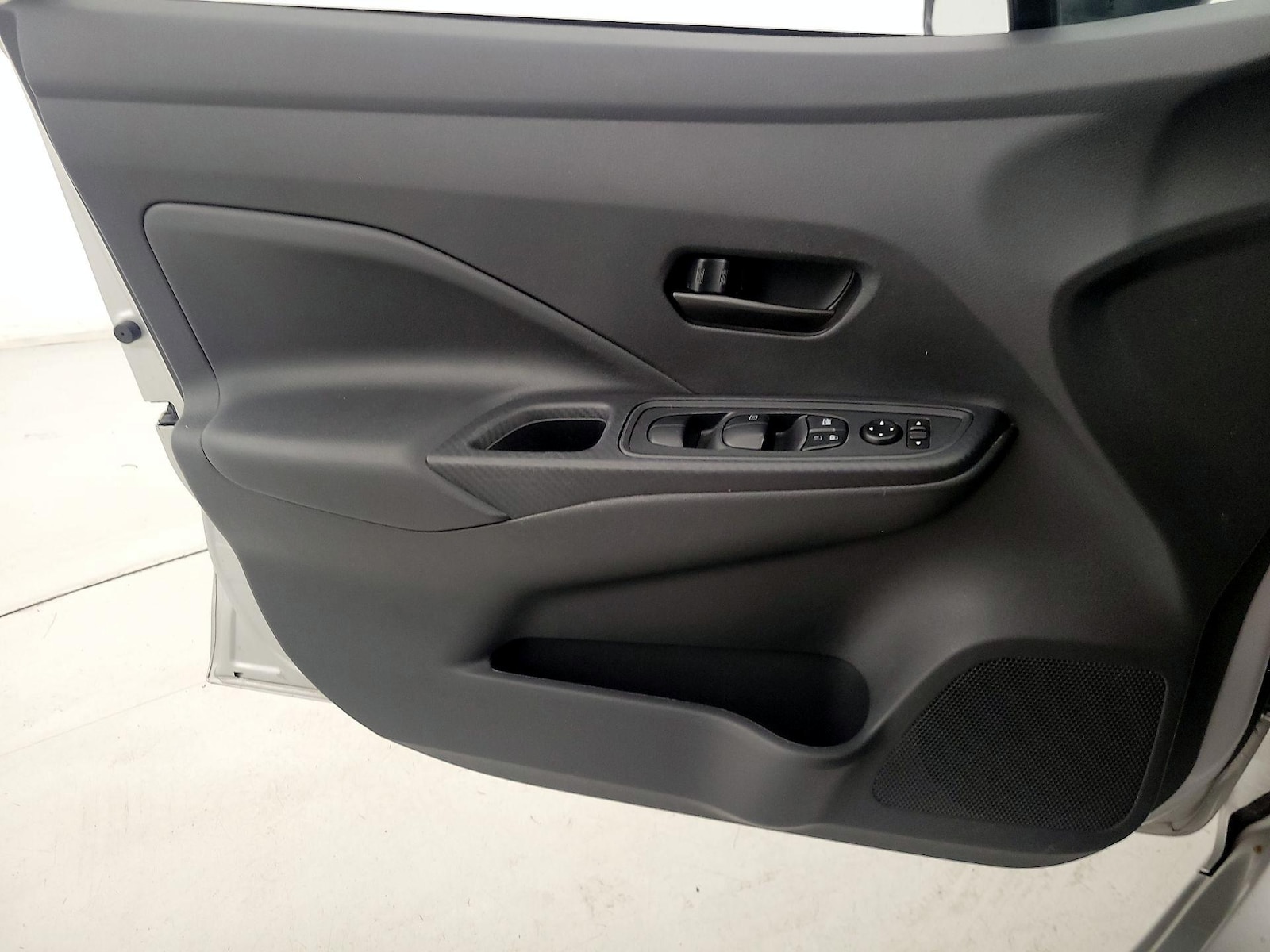 2024 Nissan Versa Sedan S - Photo 13