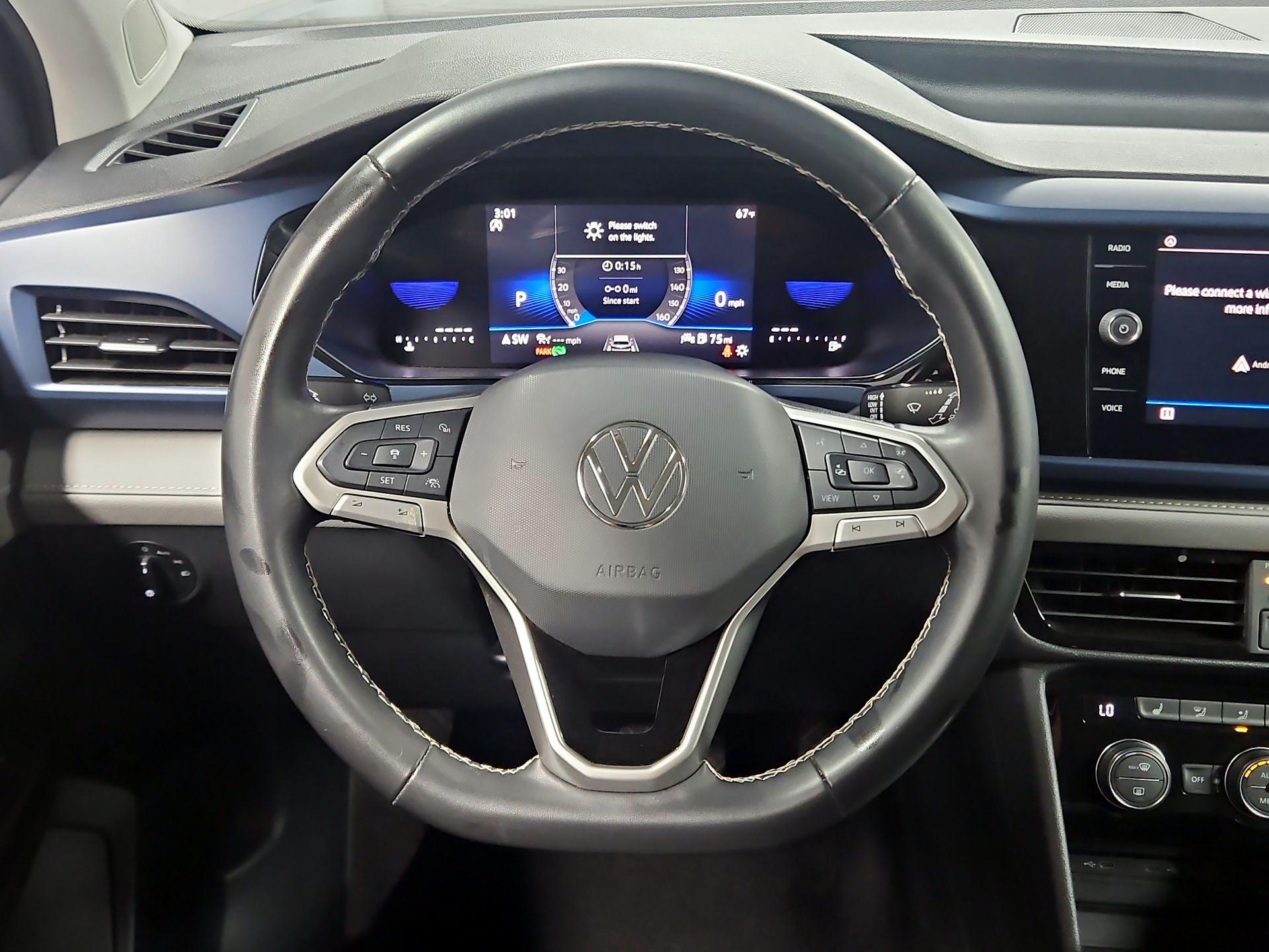 Thumbnail: 2024 Volkswagen Taos - 10