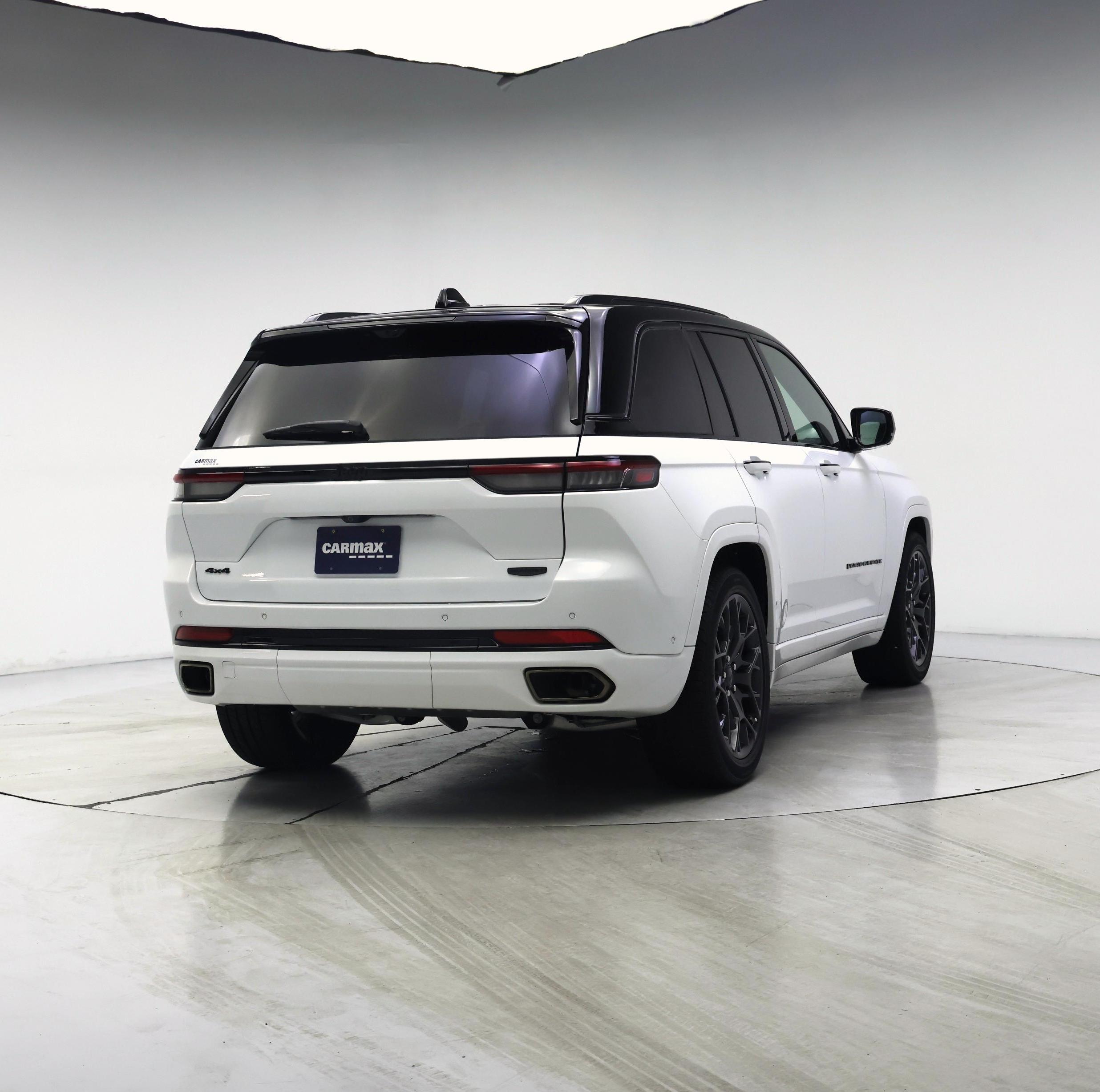 Thumbnail: 2025 Jeep Grand Cherokee - 8