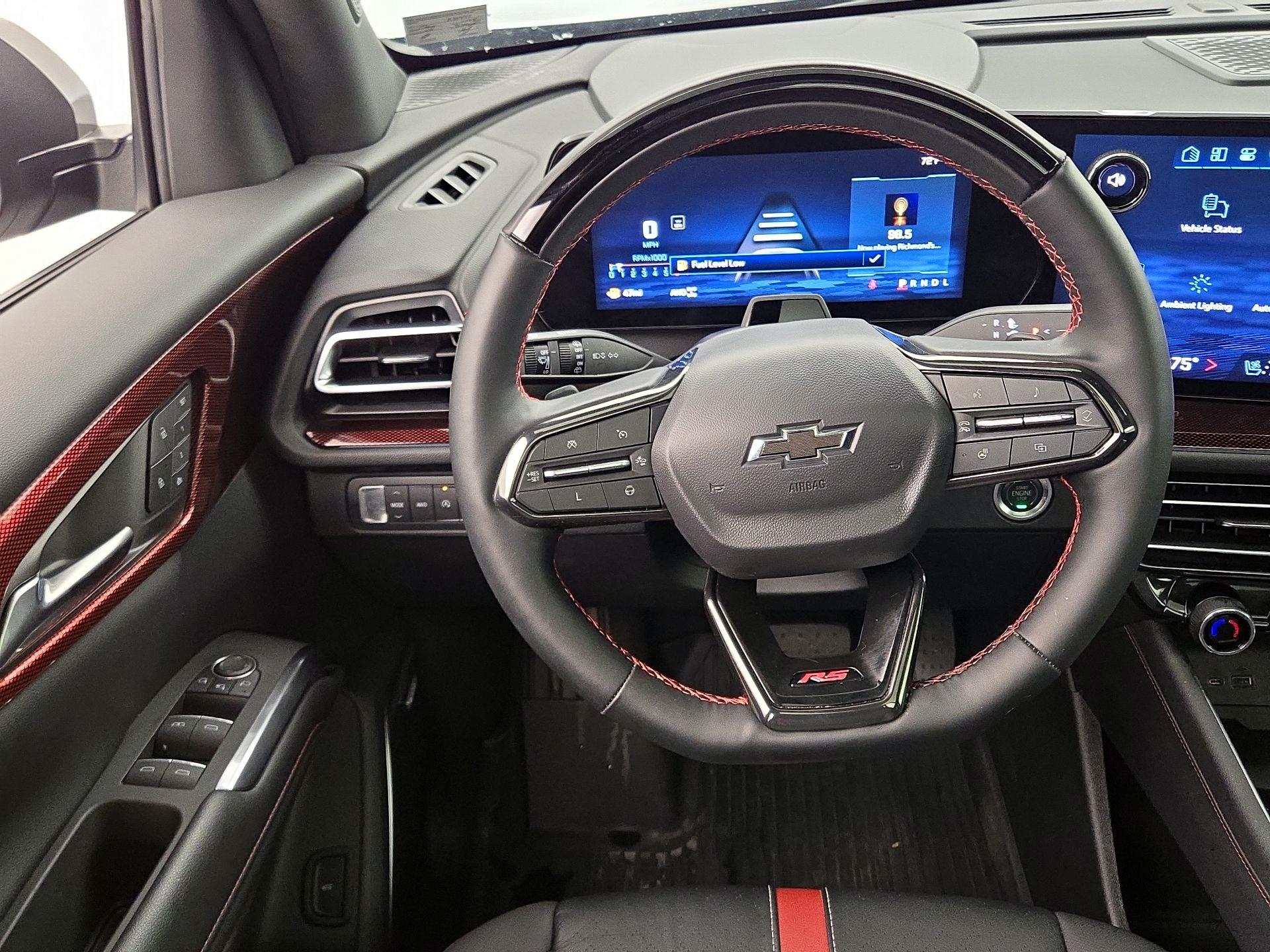 Thumbnail: 2024 Chevrolet Traverse - 10