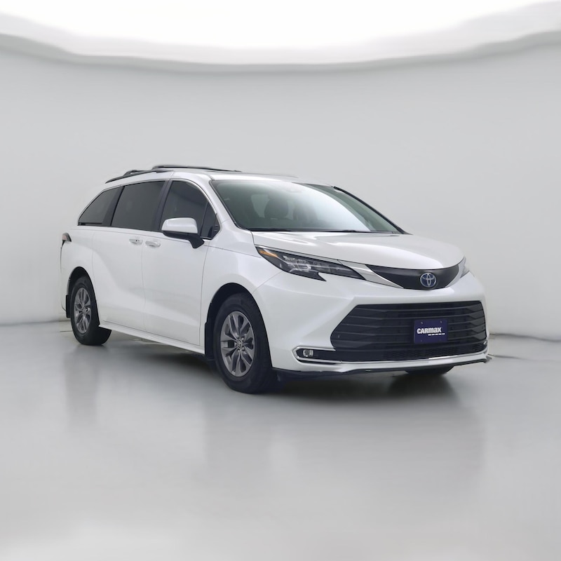 2024 Toyota Sienna Hybrid XLE