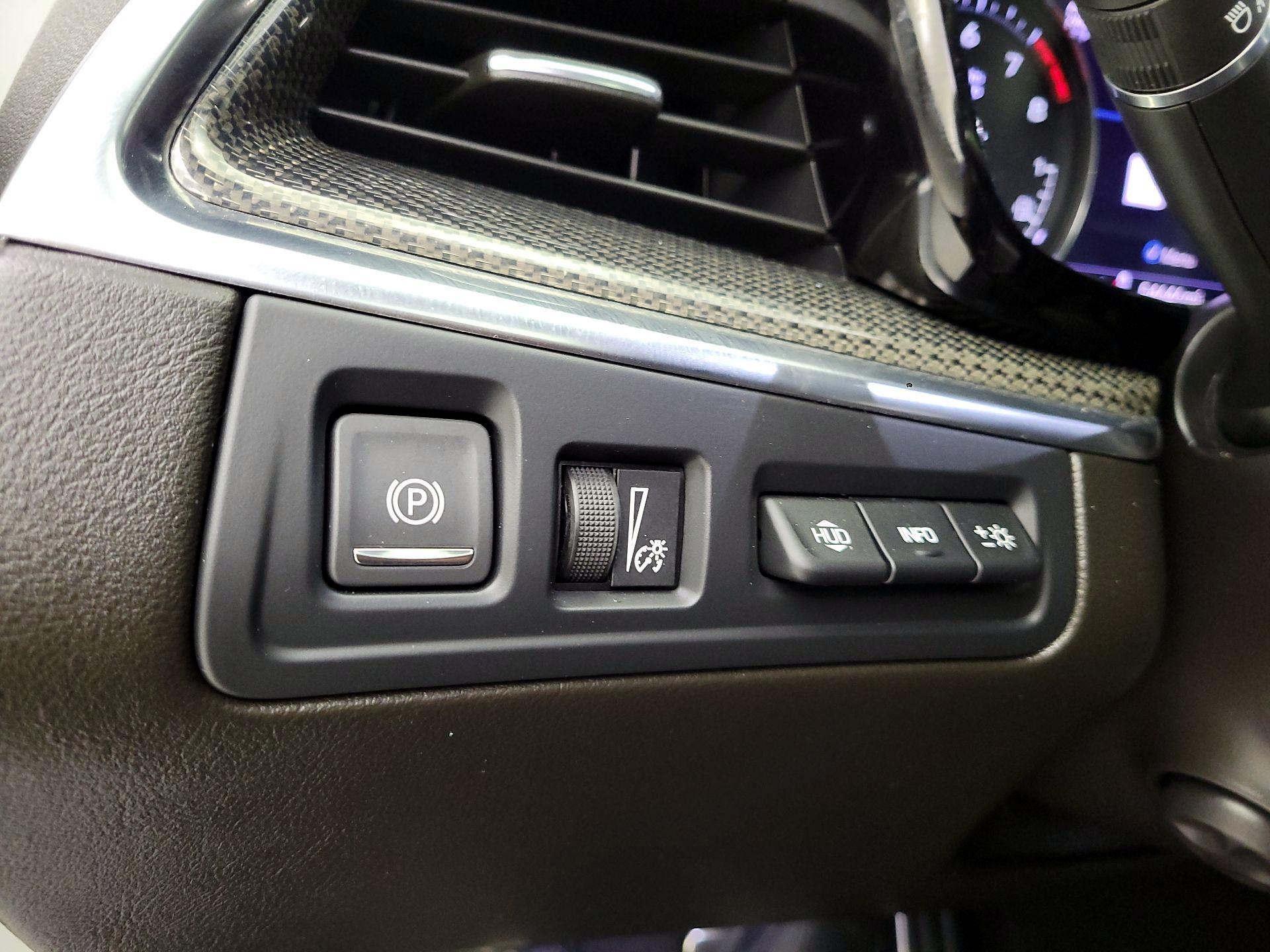 Thumbnail: 2023 Cadillac XT5 - 13