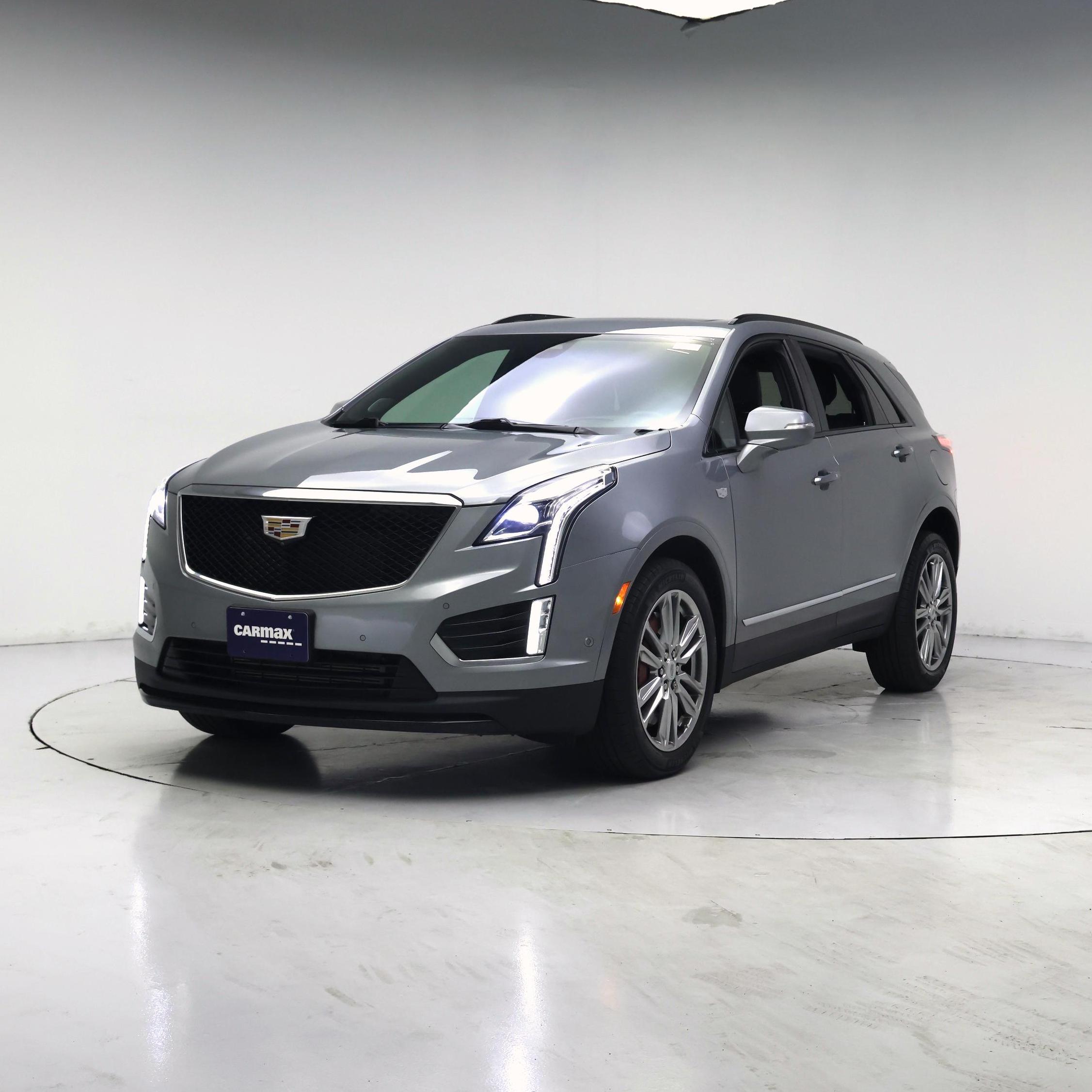 Thumbnail: 2023 Cadillac XT5 - 4