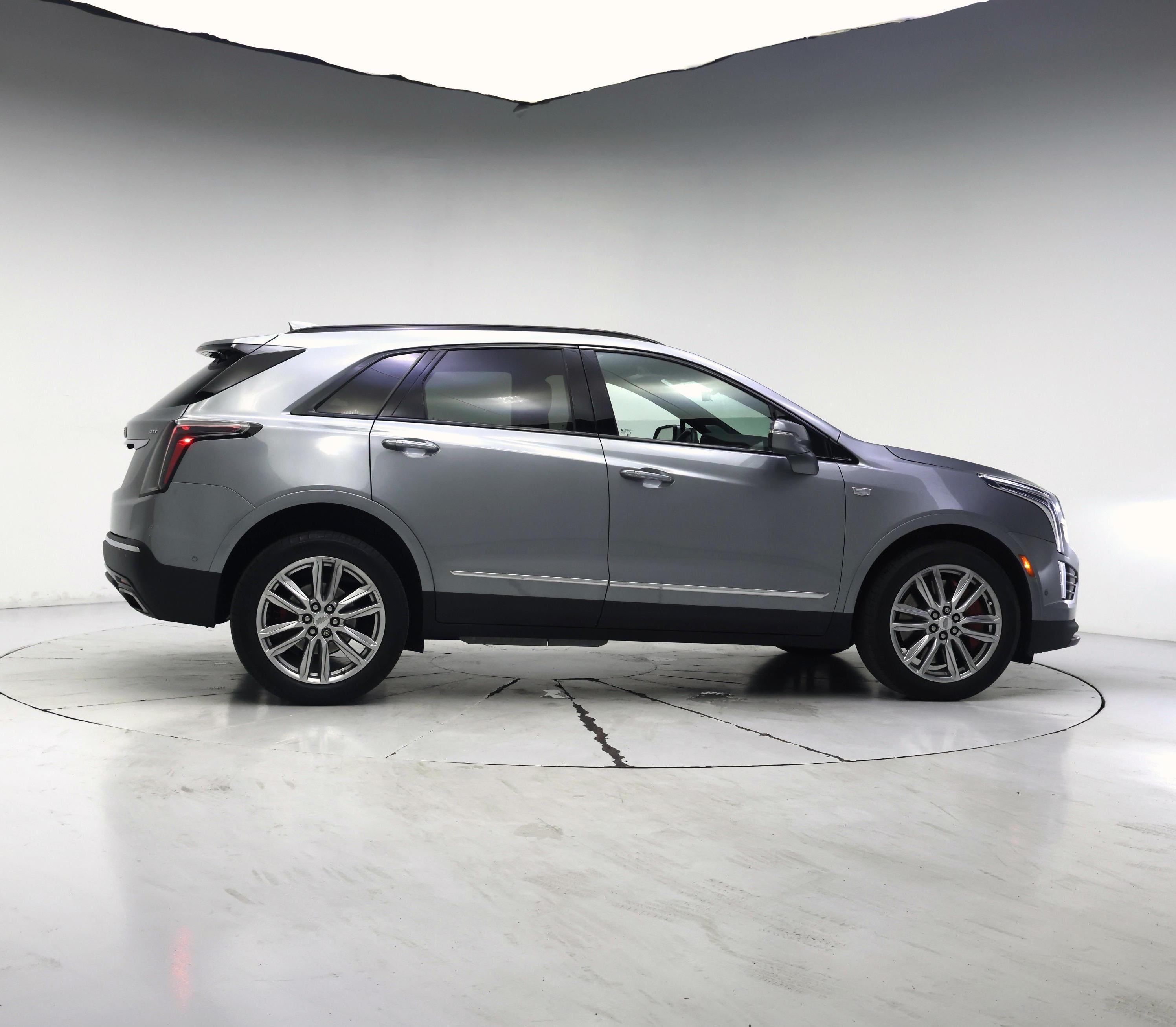 Thumbnail: 2023 Cadillac XT5 - 7
