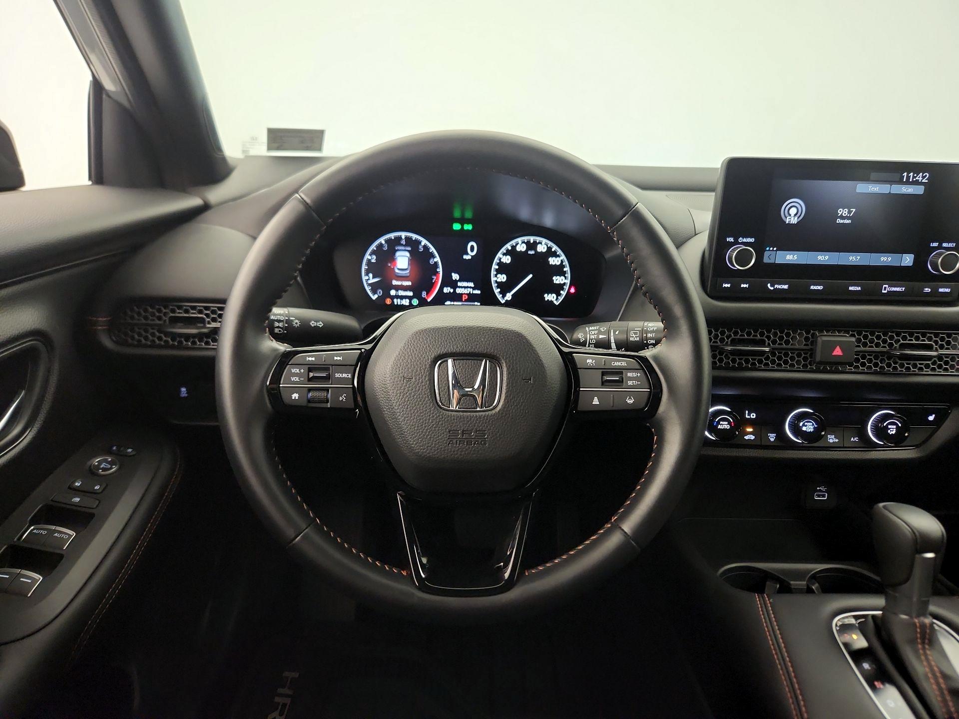 Thumbnail: 2025 Honda HR-V - 10