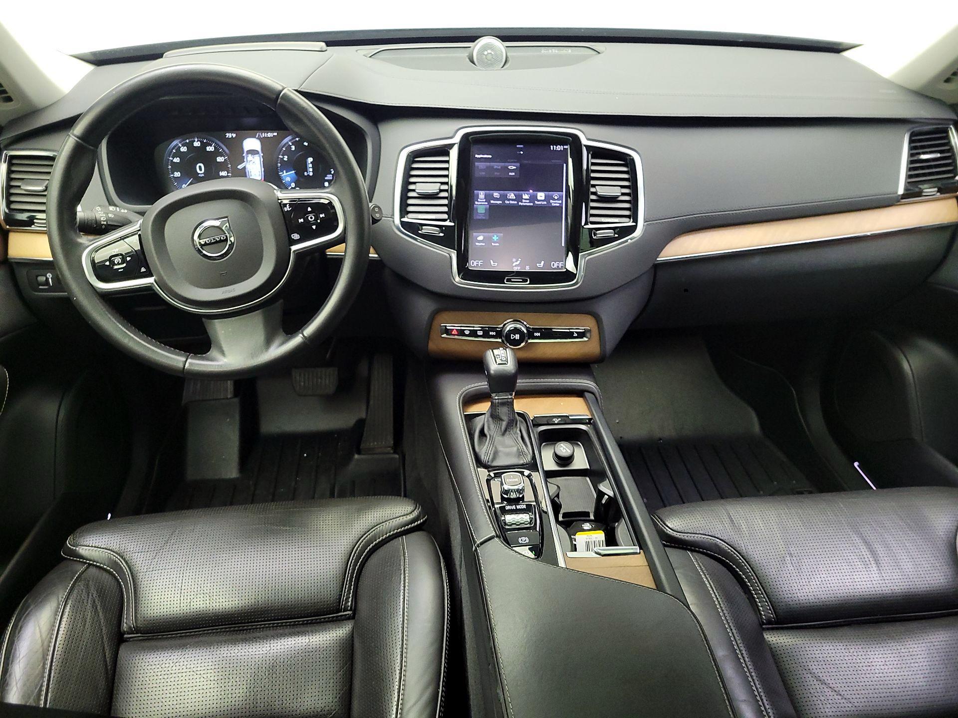 Thumbnail: 2016 Volvo XC90 - 9