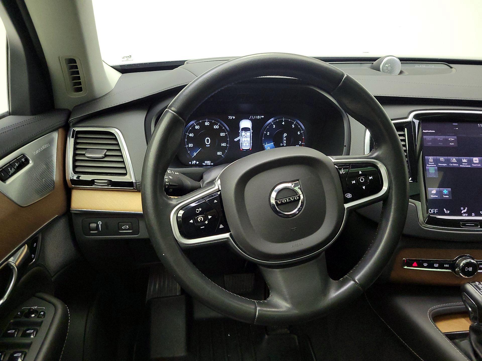 Thumbnail: 2016 Volvo XC90 - 10