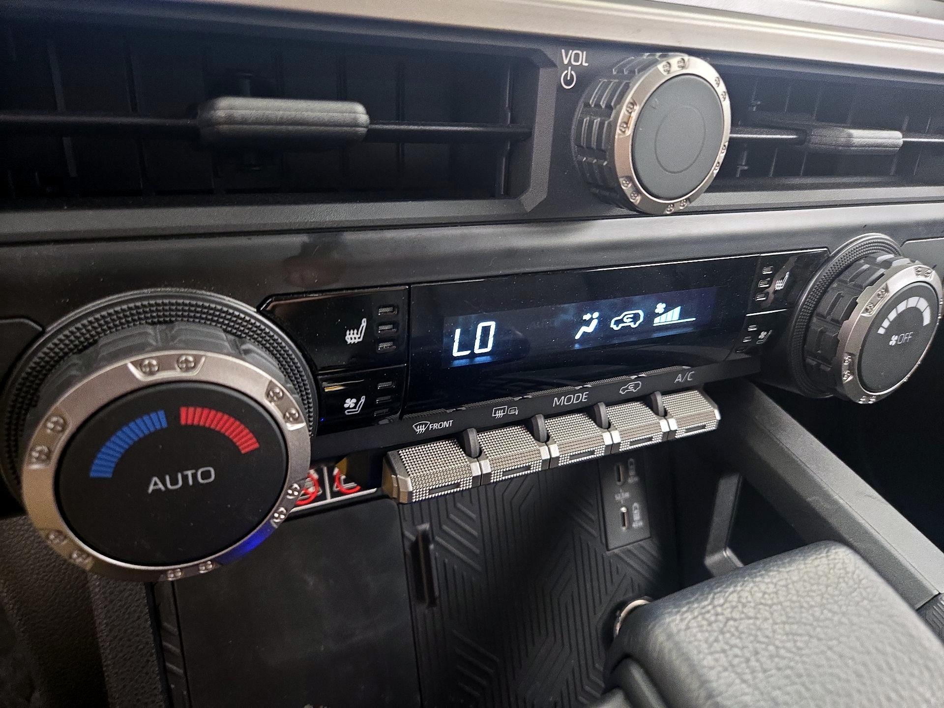 Thumbnail: 2025 Toyota 4Runner - 16