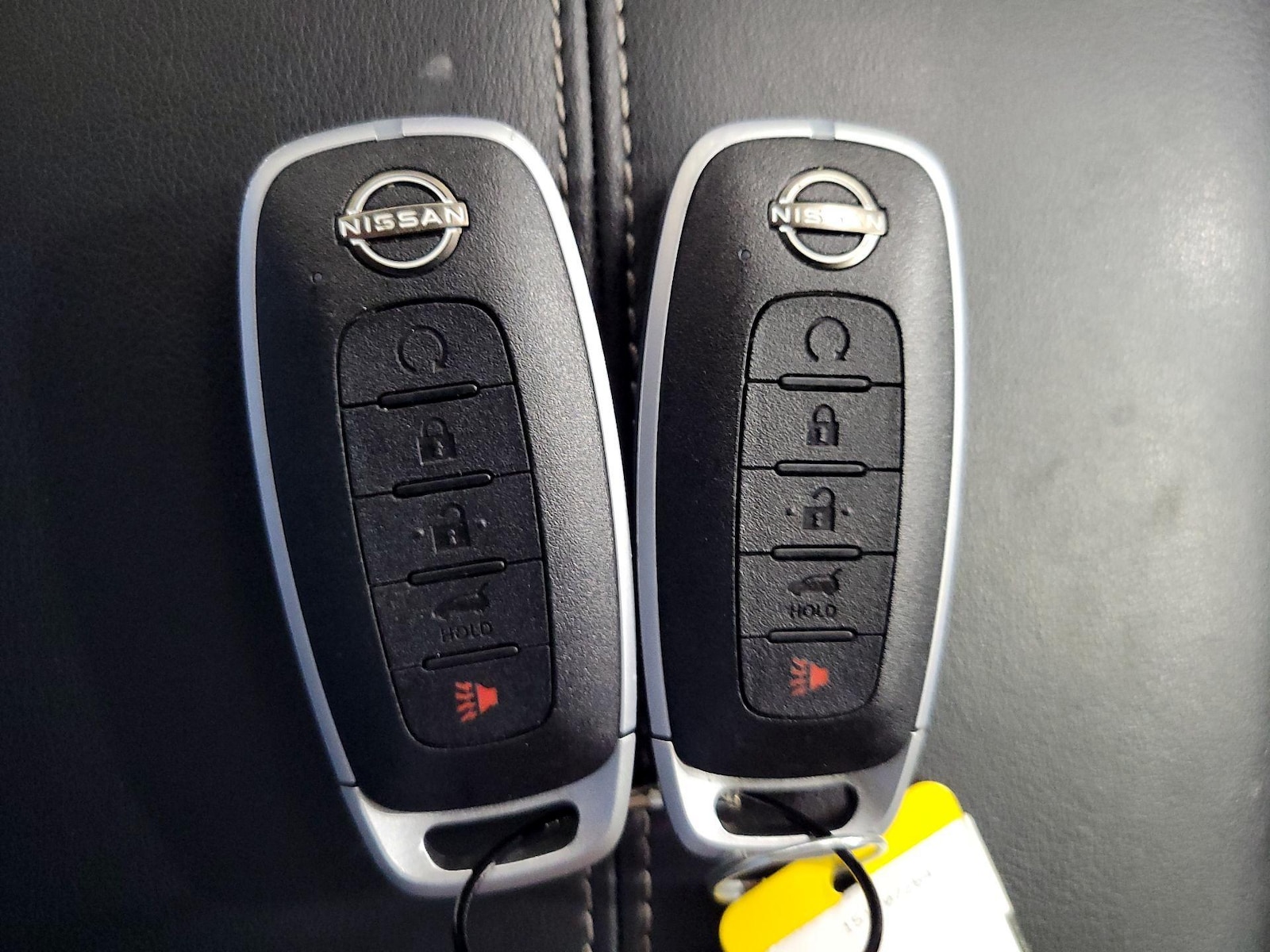 2025 Nissan Pathfinder SV - Photo 25
